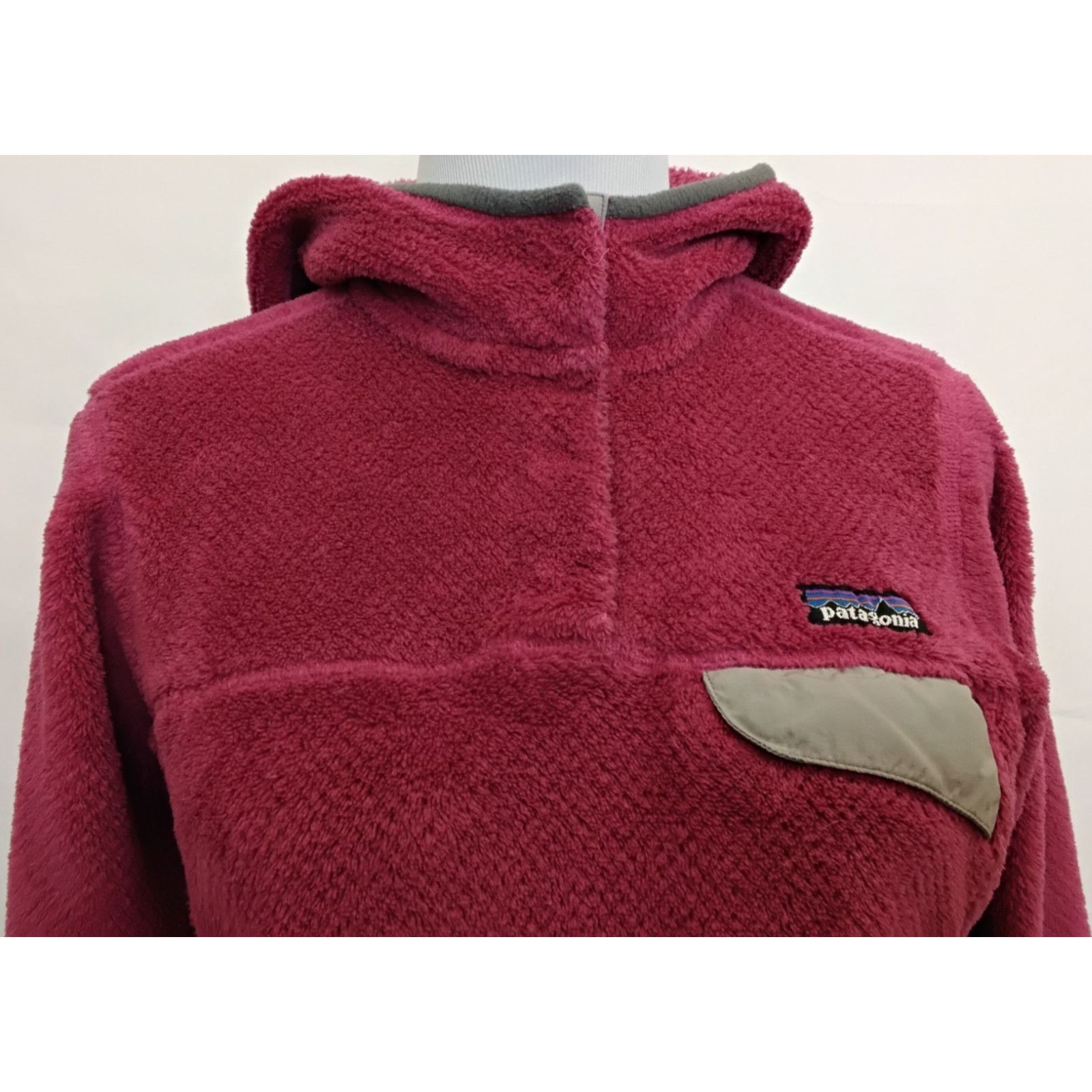 Patagonia Patagonia Re-Tool Snap-T Fleece Pullover Women's S Magenta Size S / US 4 / IT 40 - 8 Thumbnail