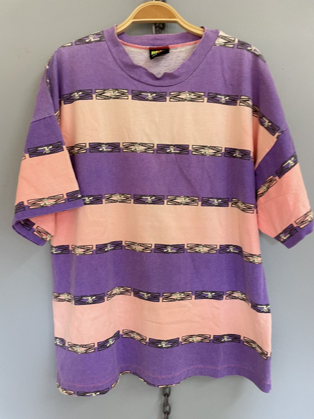 Vintage Vintage 90s Hobie streetwear AOP t shirt Size US M / EU 48-50 / 2 - 3 Thumbnail