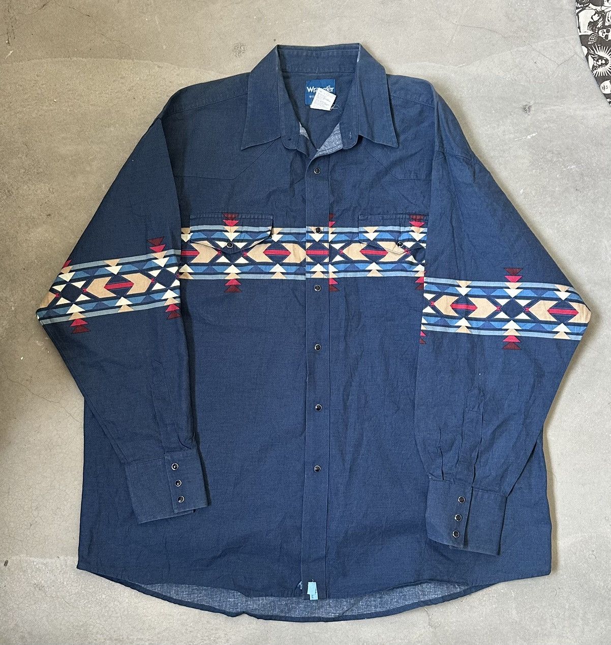 Wrangler VINTAGE WRANGLER WESTERN SHIRT AZTEC NAVAJO Size US XXL / EU 58 / 5 - 1 Thumbnail