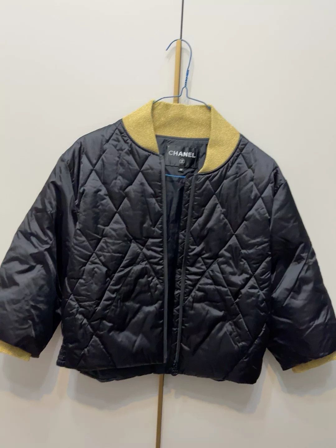 Louis Vuitton chanel black quilted bomber jacket Size US M / EU 48-50 / 2 - 1 Thumbnail