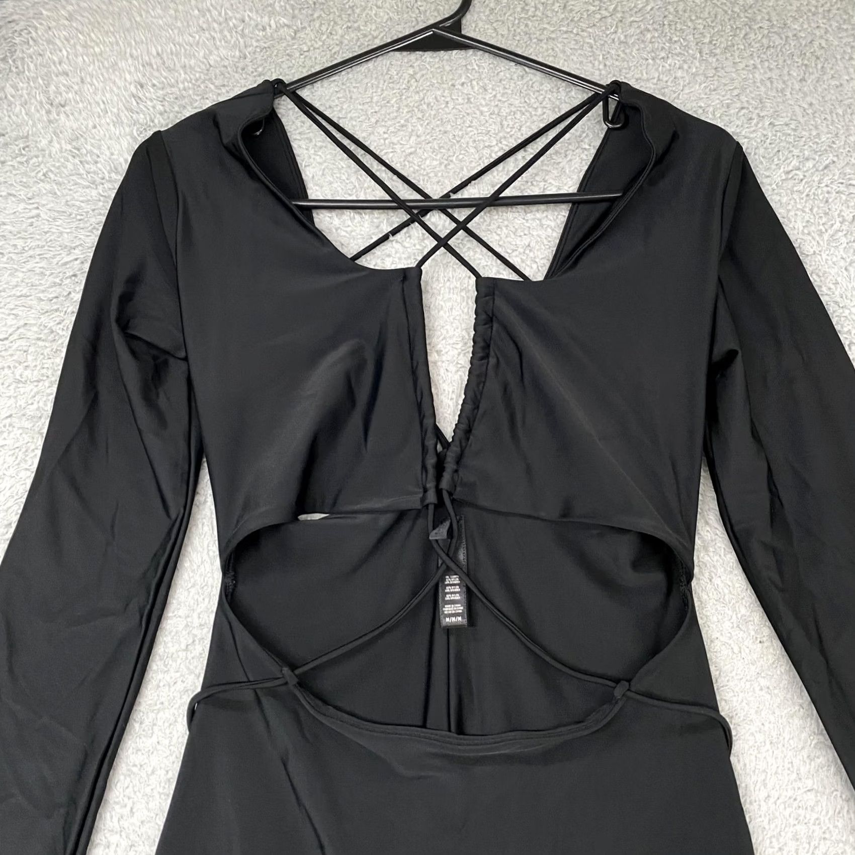 SKIMS Skims Catsuit Womens M Black Strappy V-Neck Party Club Jumpsuit Size 32" / US 10 / IT 46 - 2 Thumbnail
