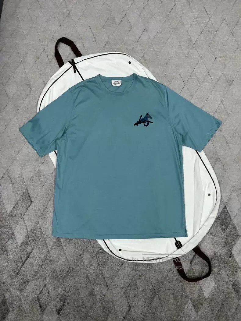 Hermes Hermes size 3XL Embroidered Leather T-Shirt Size US XXL / EU 58 / 5 - 1 Thumbnail