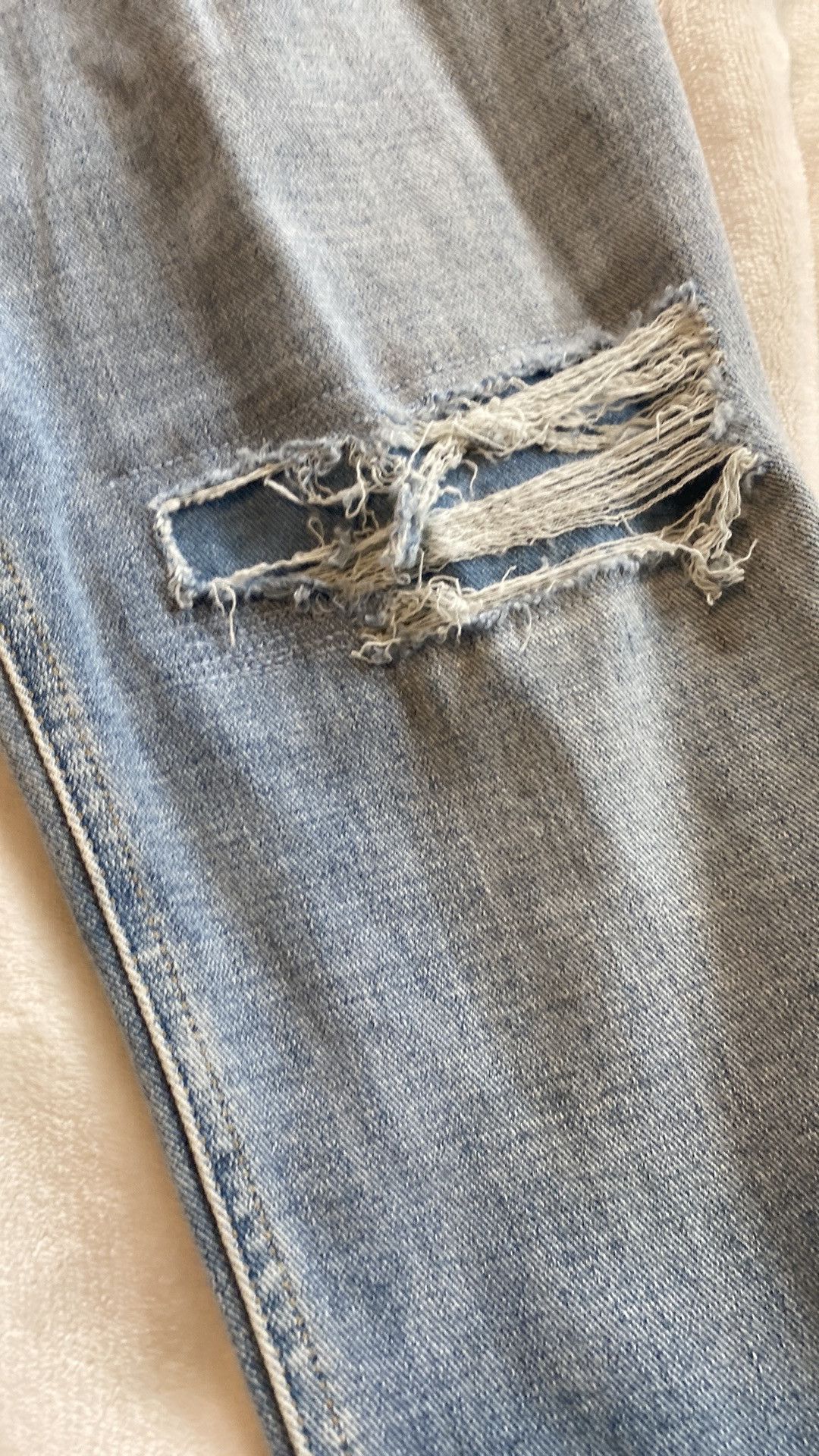 Rag & Bone Rag & Bone Dre Low-rise Slim Boyfriend Jeans, Size 30, NWT Size 30" / US 8 / IT 44 - 8 Thumbnail