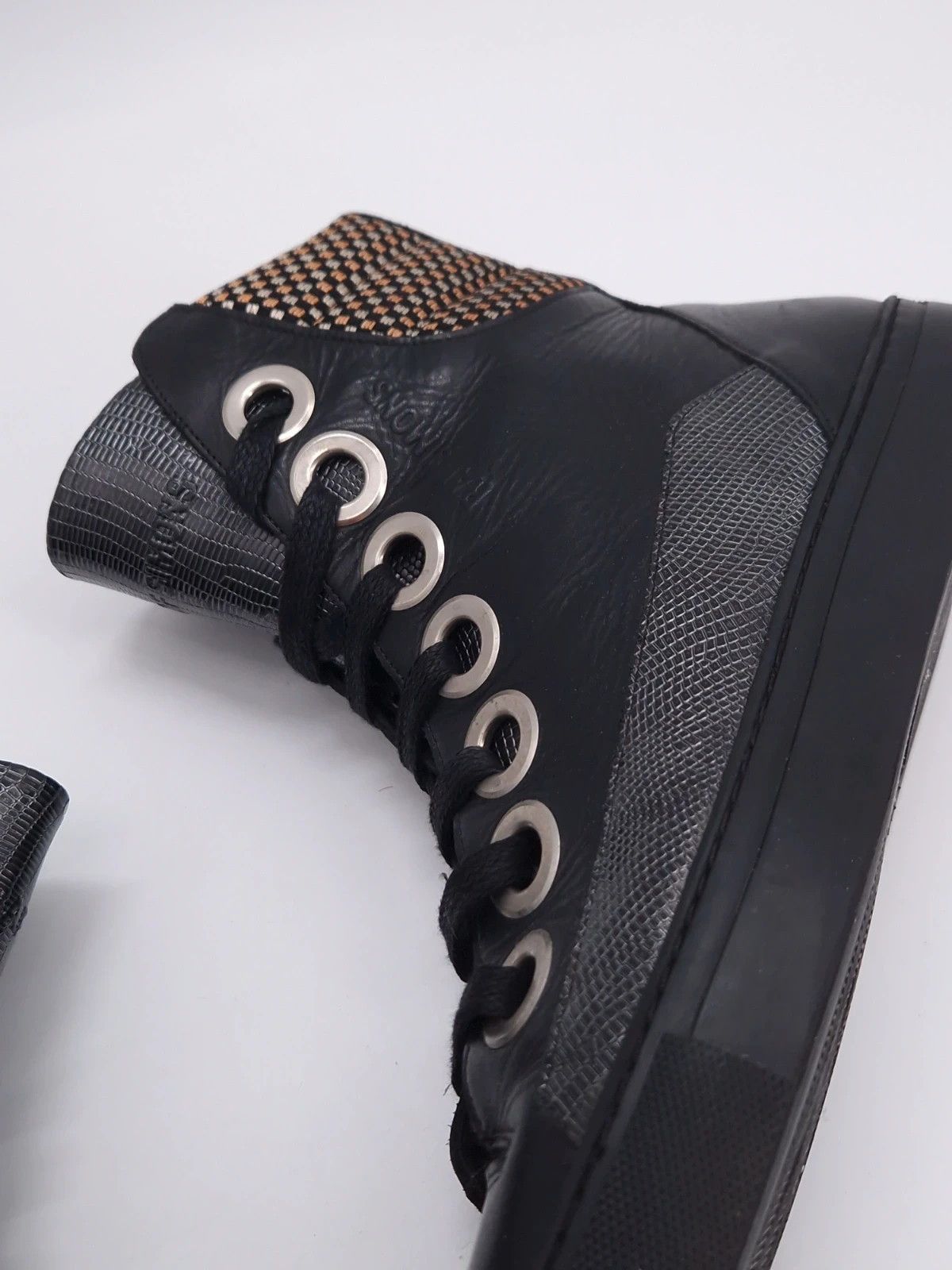 Raf Simons Raf Simons Archival Hi Top Leather Sneaker Size US 10 / EU 43 - 10 Thumbnail