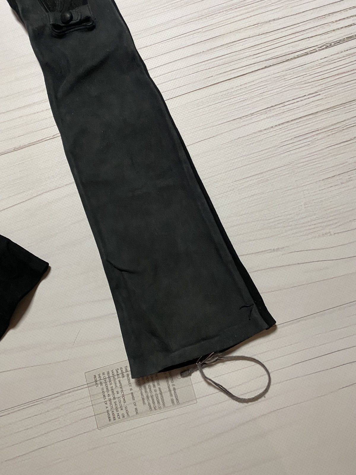 Marni Vintage Marni Black Leather Long Gloves Size 7.5 Size ONE SIZE - 18 Thumbnail