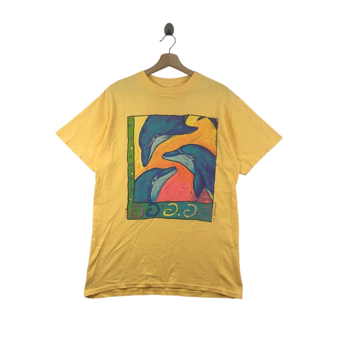 Tultex Vintage 90’ B. MICHELE MAYNARD Dolphin Painting Tee Shirt Size M / US 6-8 / IT 42-44 - 1 Thumbnail