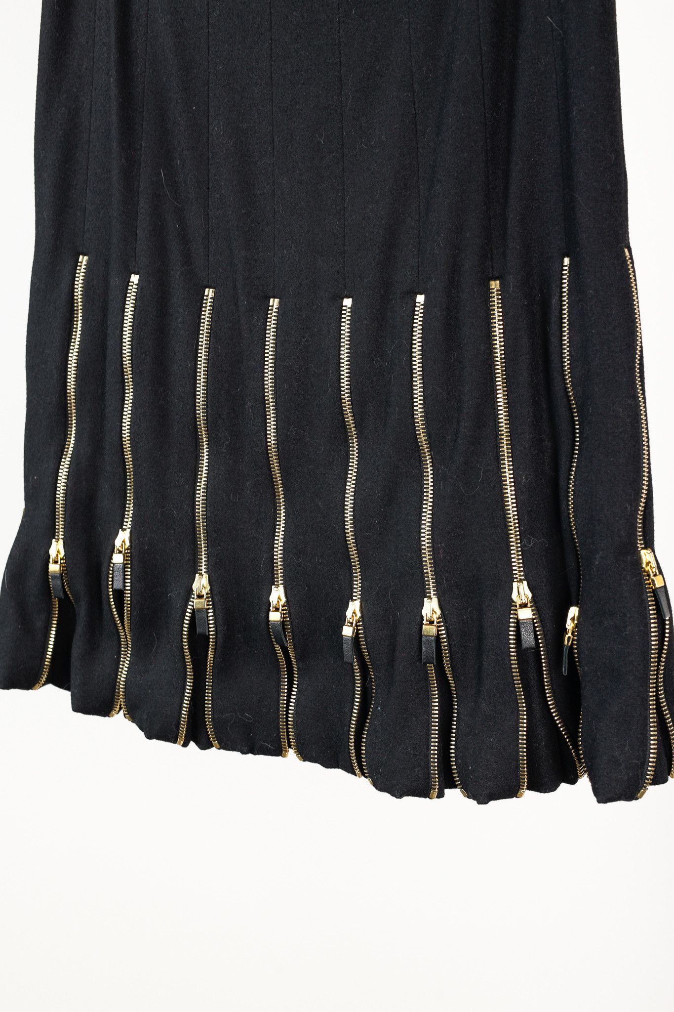 McQ Alexander McQueen Alexander McQueen Black Wool Leather-Trim Zippered-Hem Skirt Size 27" / US 4 / IT 40 - 6 Thumbnail