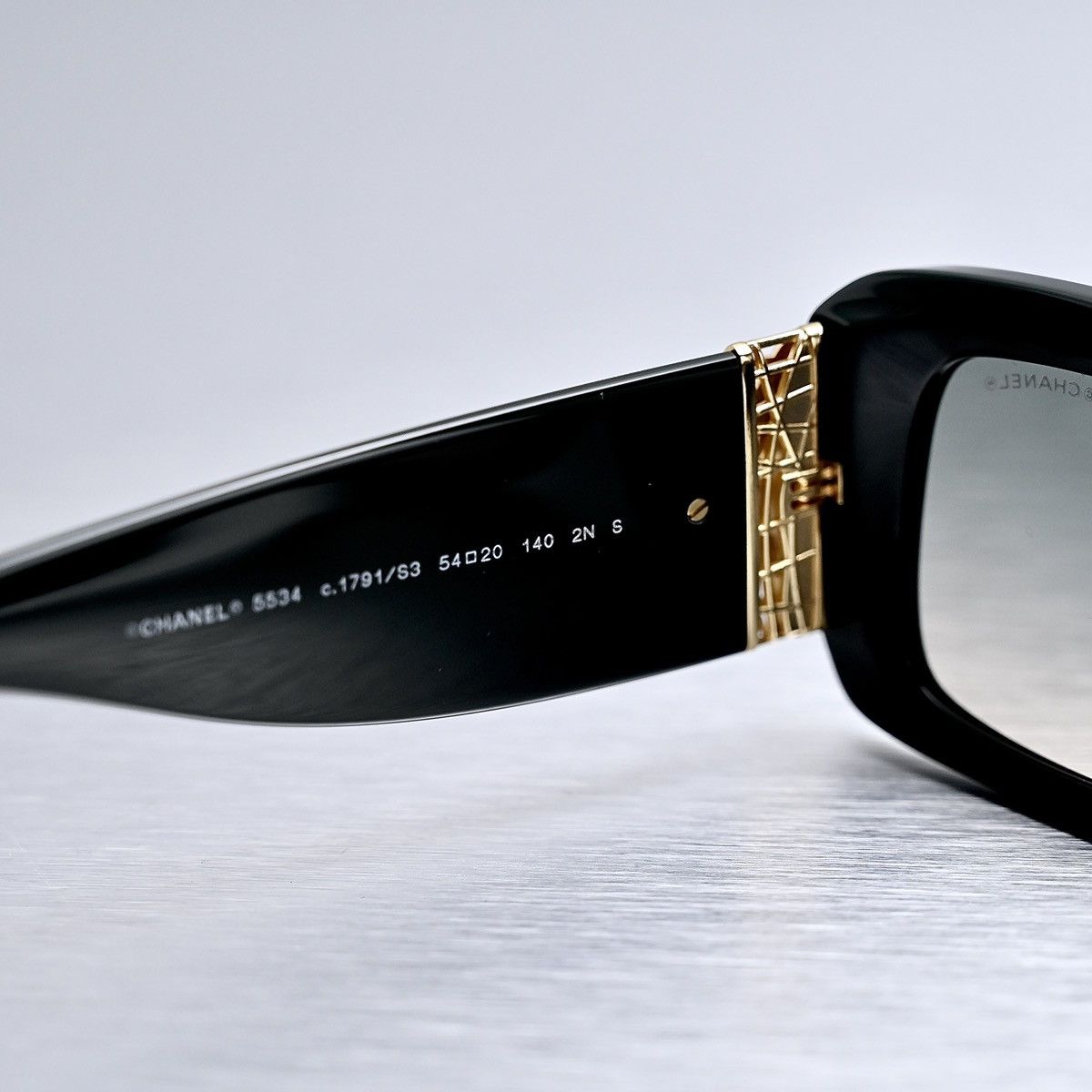 Chanel CHANEL 0CH5534 SUNGLASSES Size ONE SIZE - 4 Thumbnail