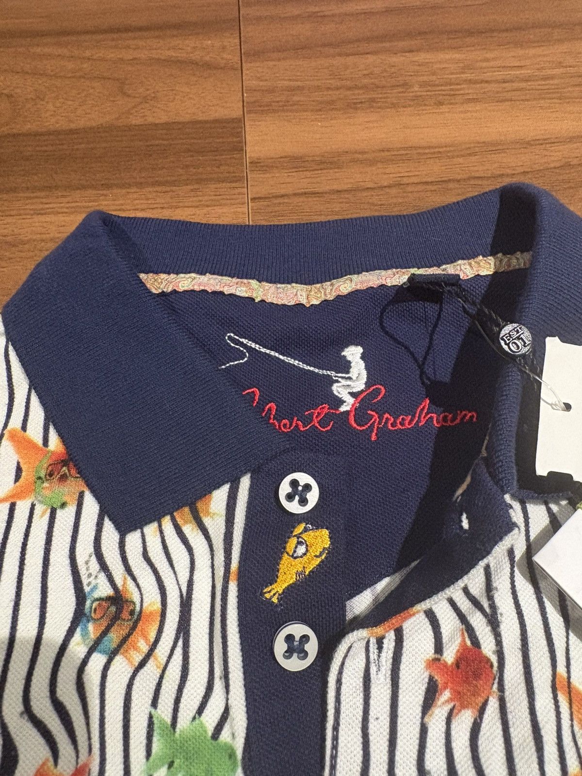 Robert Graham NWT robert graham fish pique polo all over print size M Size US M / EU 48-50 / 2 - 5 Thumbnail