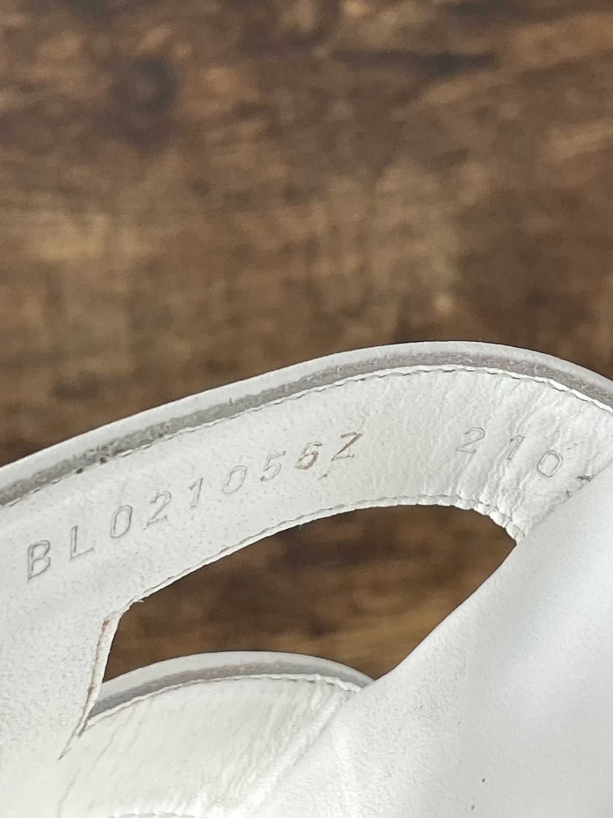 Hermes Hermes Oran White Leather Flat Sandals Size US 7 / IT 37 - 6 Thumbnail