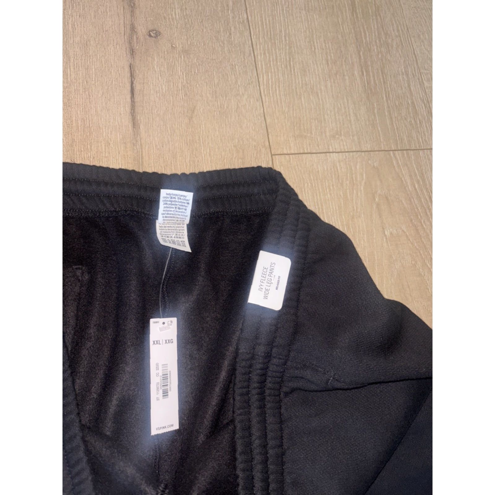 Victoria's Secret Victoria's Secret Large Ivy Fleece Sweatpants Black Wide Leg Pleated PINK XXL NWT Size 40" / US 18 - 3 Thumbnail