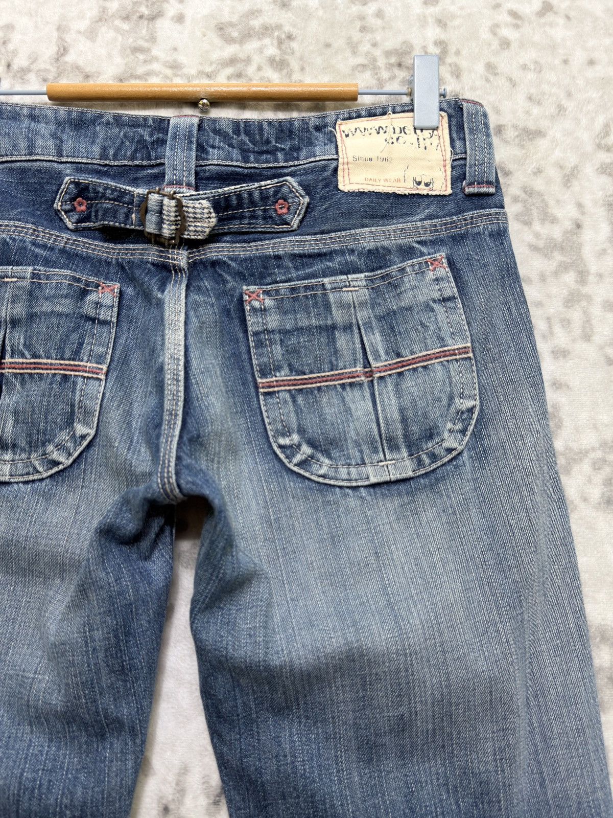 Japanese Brand Y2K Betty Smith Straight Cut Buckle Back Low Rise Denim Size 29" - 11 Thumbnail