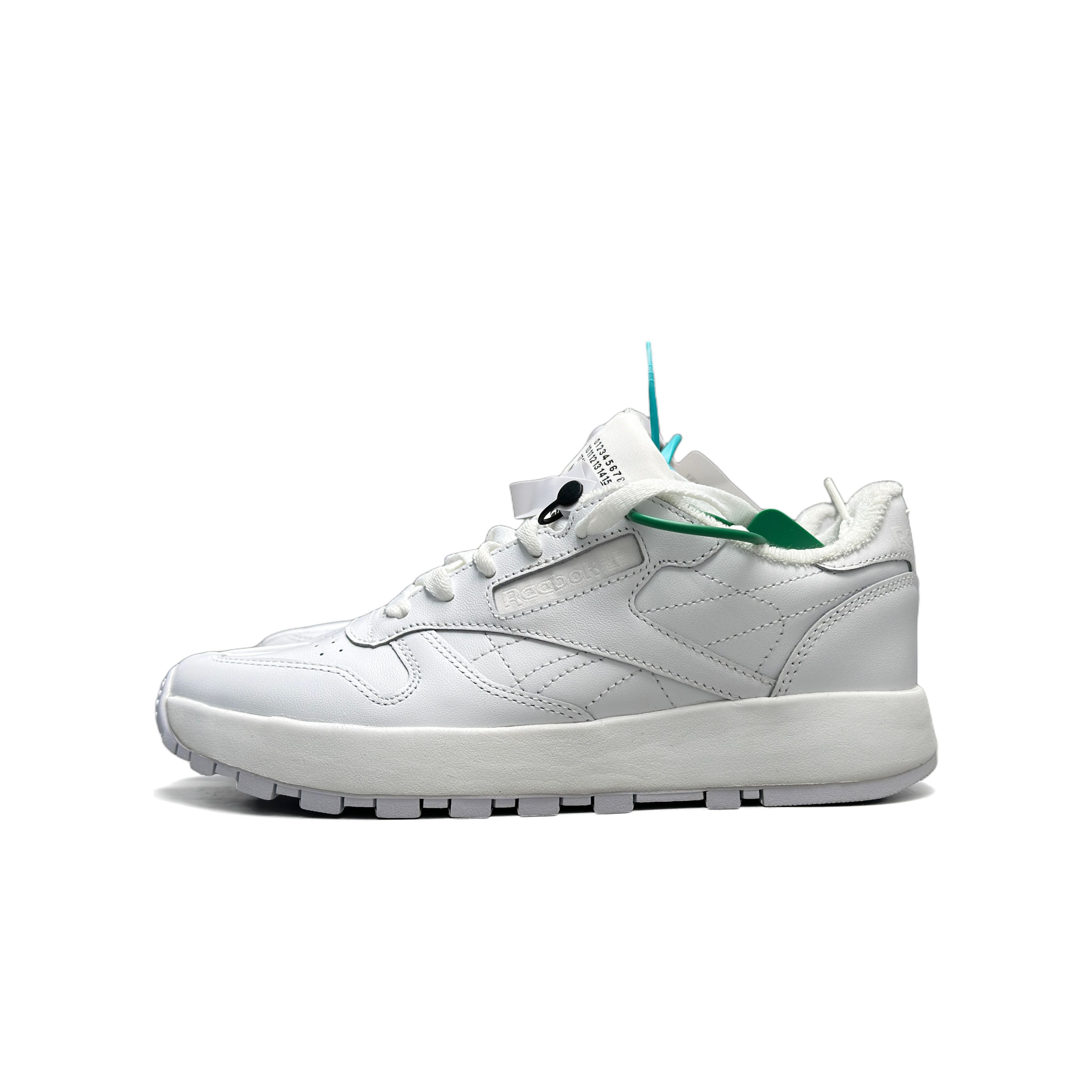 Maison Margiela × Reebok Reebok x Maison Margiela Tabi Classic Leather Sneakers 36 Size US 6 / IT 36 - 1 Thumbnail