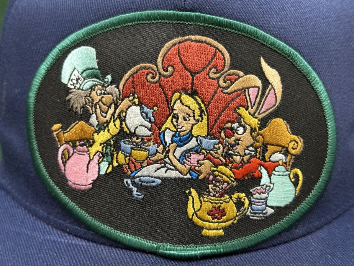 Disney Vintage Alice In Wonderland Flexfit Hat Size ONE SIZE - 2 Thumbnail
