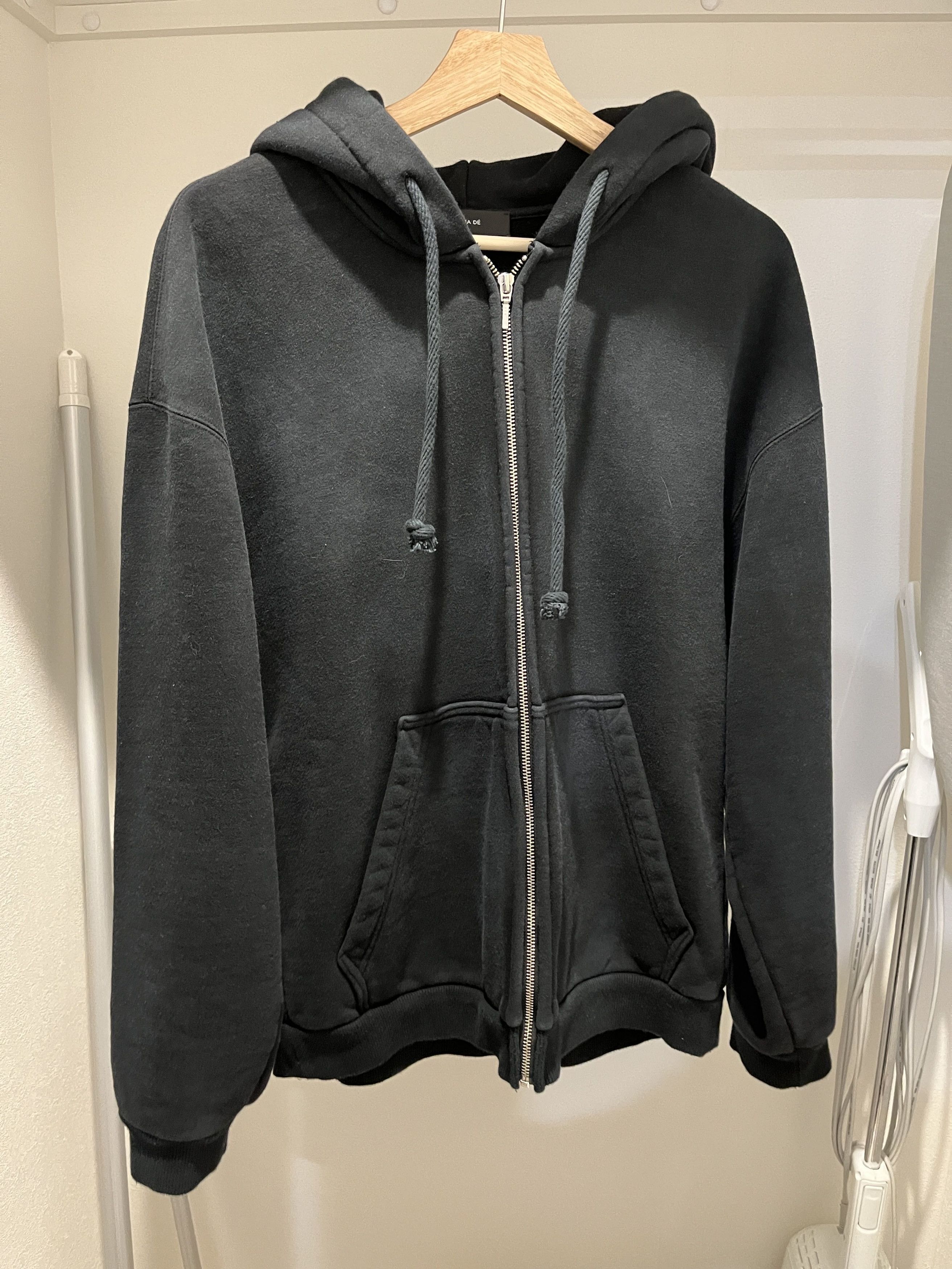 Vuja De Vuja de VD logo hoodie | Grailed