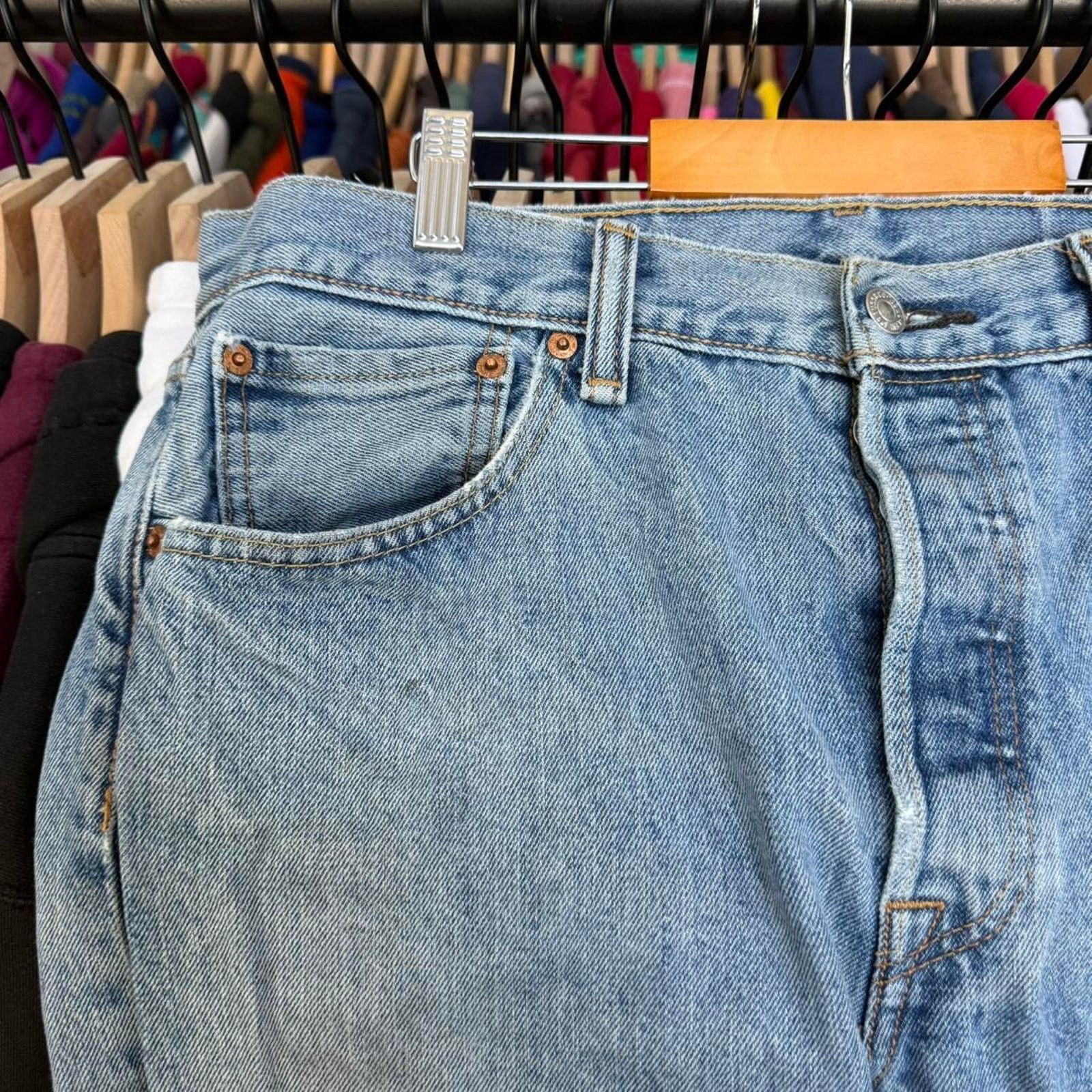 Levi's Vintage 80s or 90s Levis 501 Jeans Perfectly Distressed Size US 34 / EU 50 - 8 Thumbnail