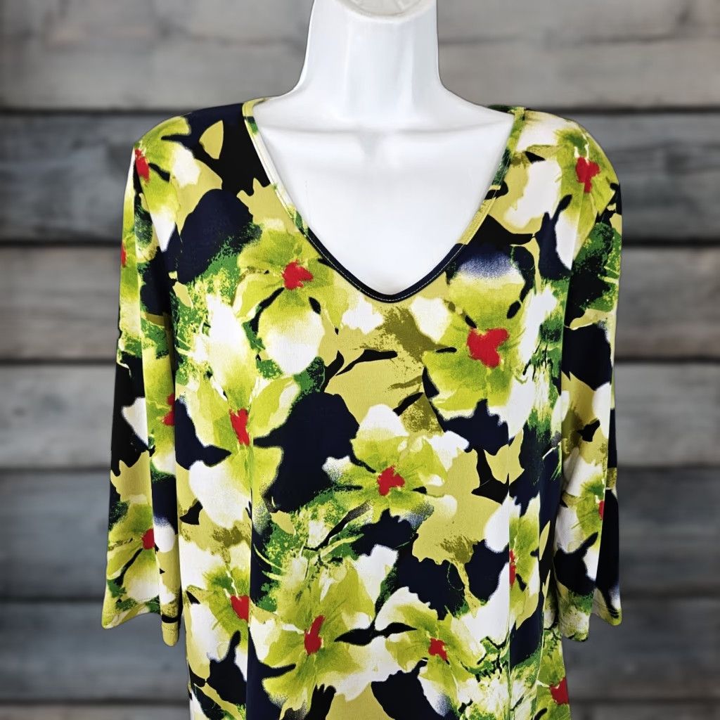 Vintage Clara Sun Woo Womens Top Blouse 3/4 Sleeve Scoop Neck Floral Green Blue Size S Small Mens Womens Girls Boys Size S / US 4 / IT 40 - 1 Thumbnail