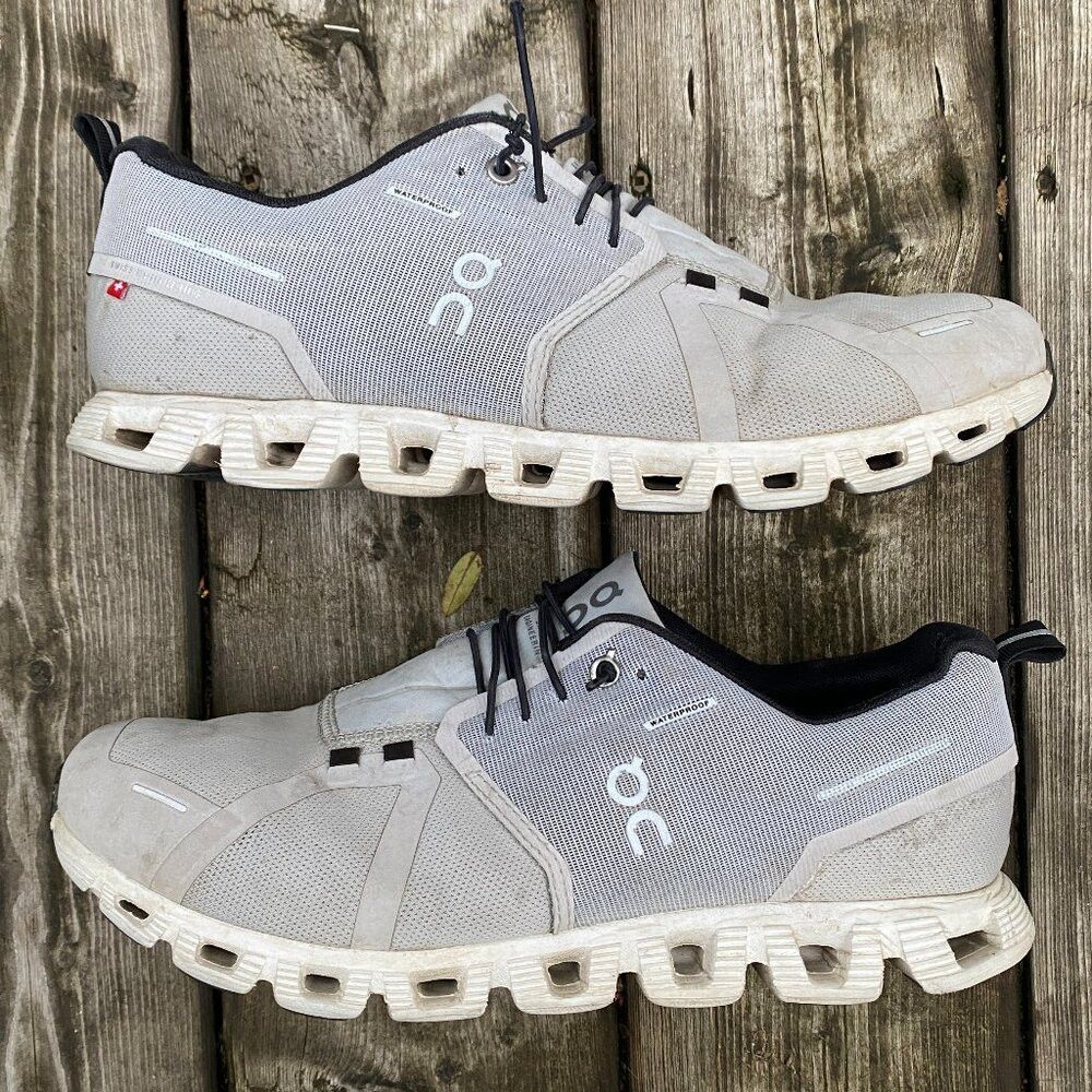 On ON Cloud 5 Waterproof Gllacier Grey White Mens Size 11 Size US 11 / EU 44 - 1 Thumbnail