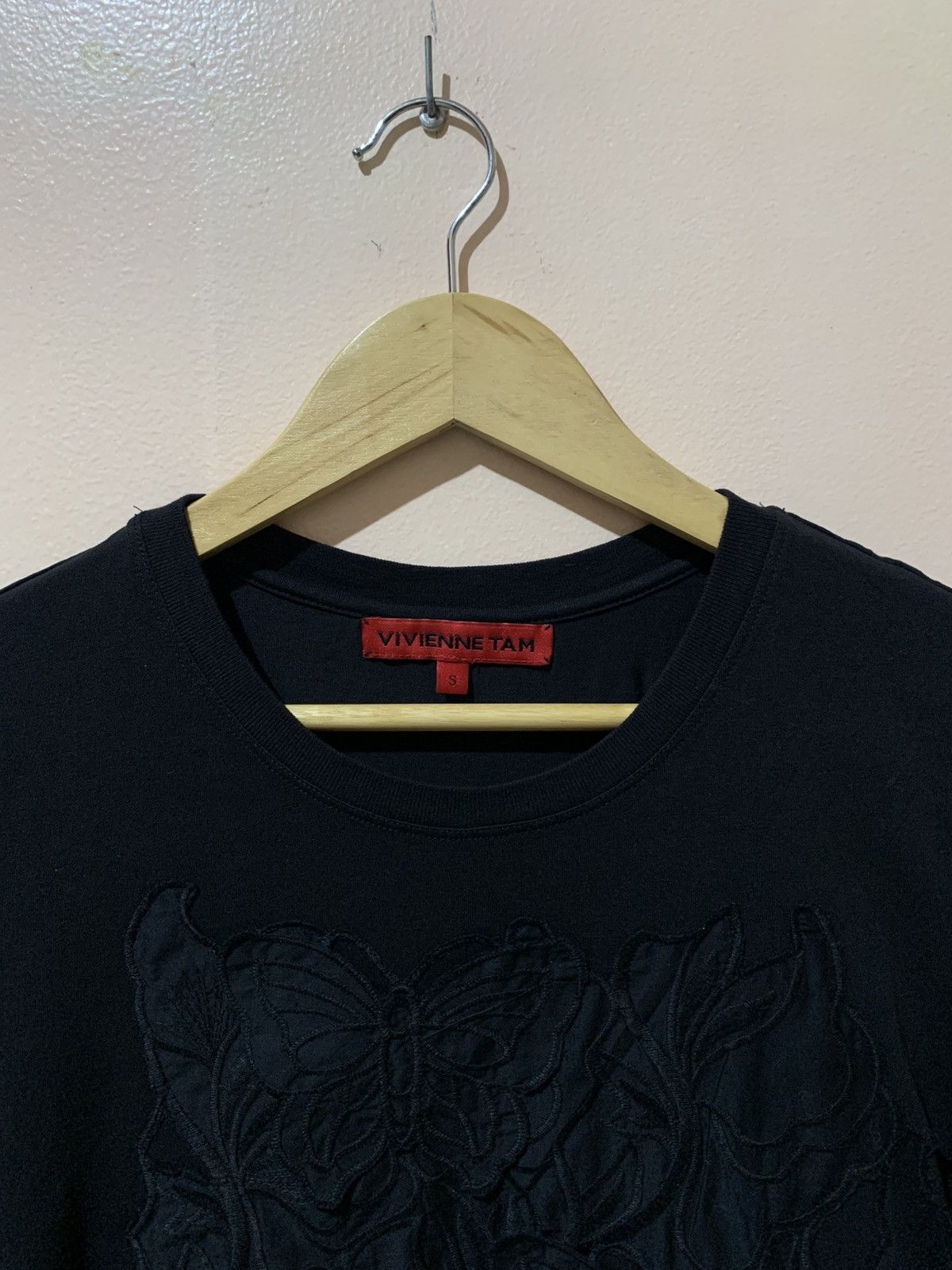 Vivienne Tam Vivienne Tam - Butterfly Applique - Shirt Size S / US 4 / IT 40 - 6 Thumbnail