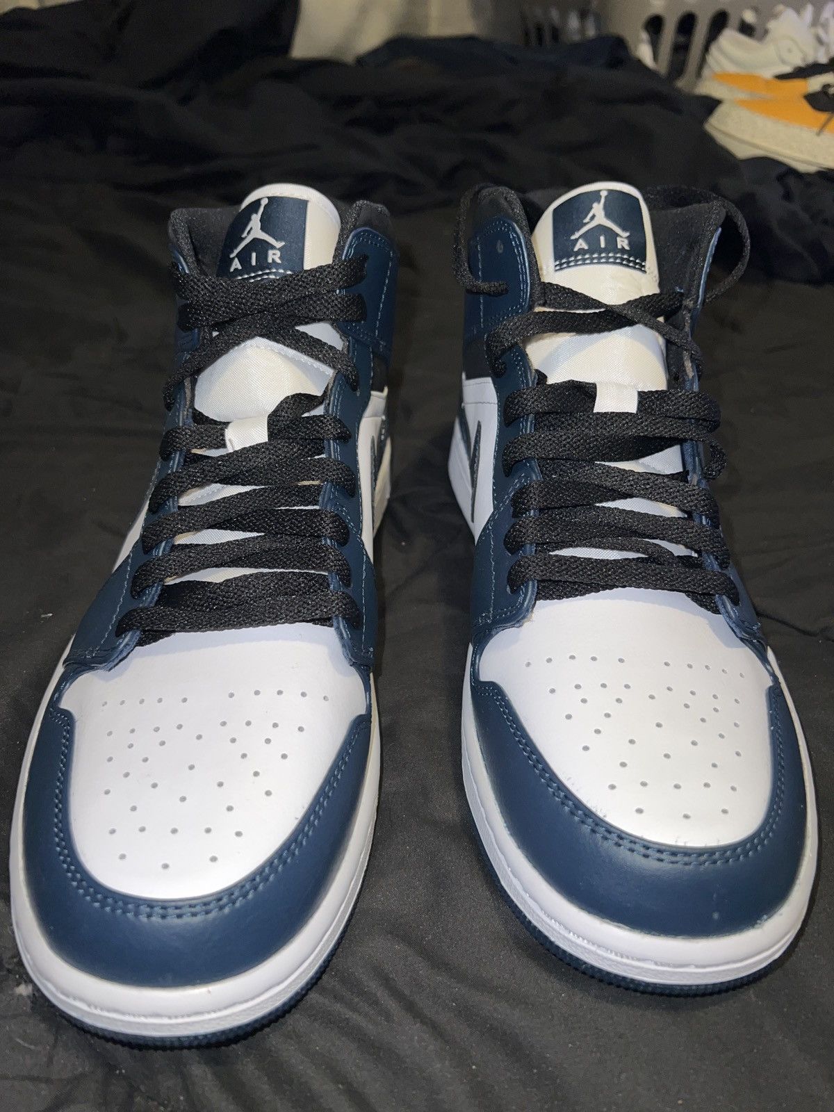 Jordan Brand × Nike Nike Air Jordan 1 Mid Armory Navy Size US 11 / EU 44 - 1 Thumbnail