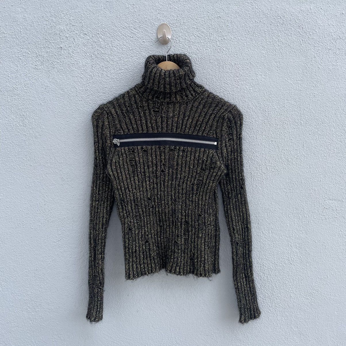 Comme des Garcons Vintage Tricot Comme des Garcons AD2004 Body Zipper Shirt Size US S / EU 44-46 / 1 - 1 Thumbnail
