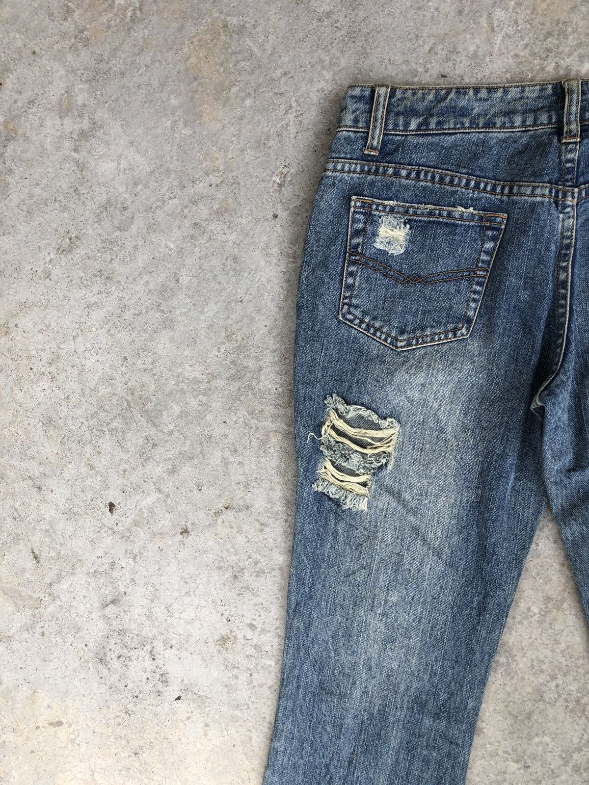 If Six Was Nine Japanese Dear Heart Flared Jeans Distressed Jeans Size US 29 - 9 Thumbnail