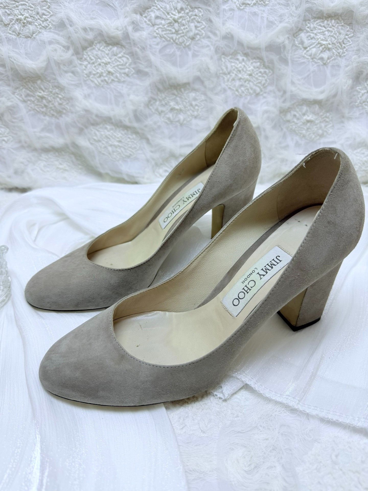 Jimmy Choo Jimmy Choo Suede Lowtop Sneakers us_7 Women Size US 7 / IT 37 - 1 Thumbnail