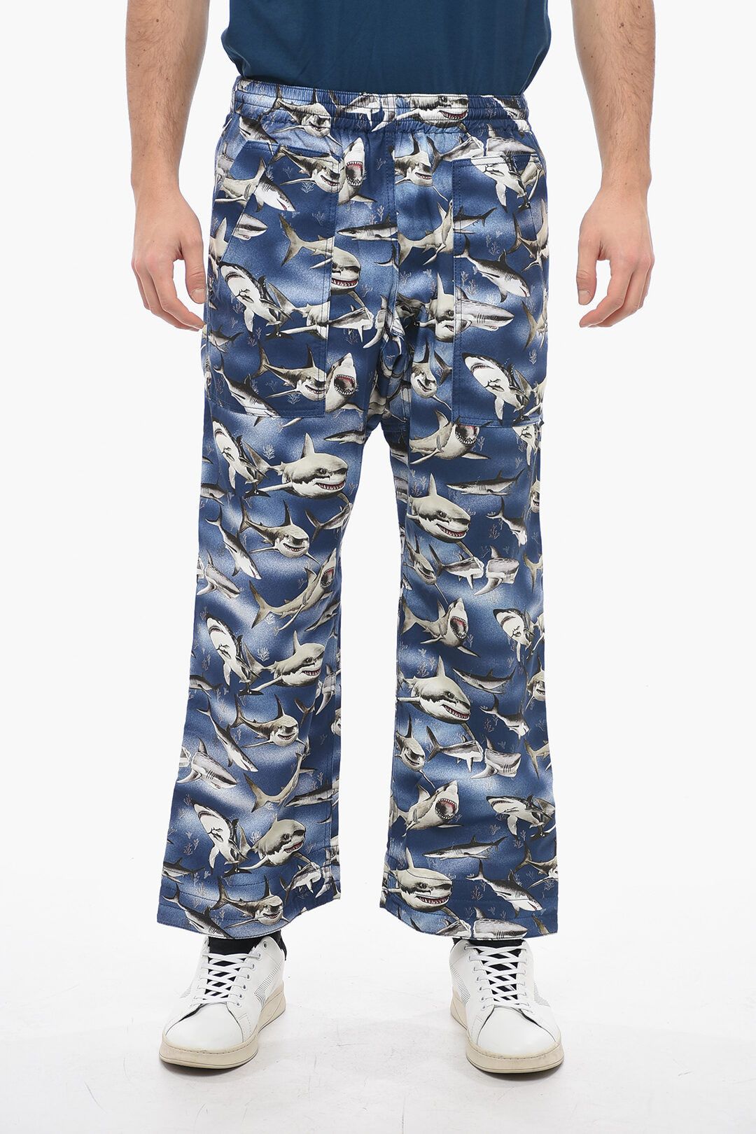 Palm Angels og1mm0825 Patch Pocketed Sharks Easy Cotton Pant in Blue Size US 30 / EU 46 - 1 Thumbnail