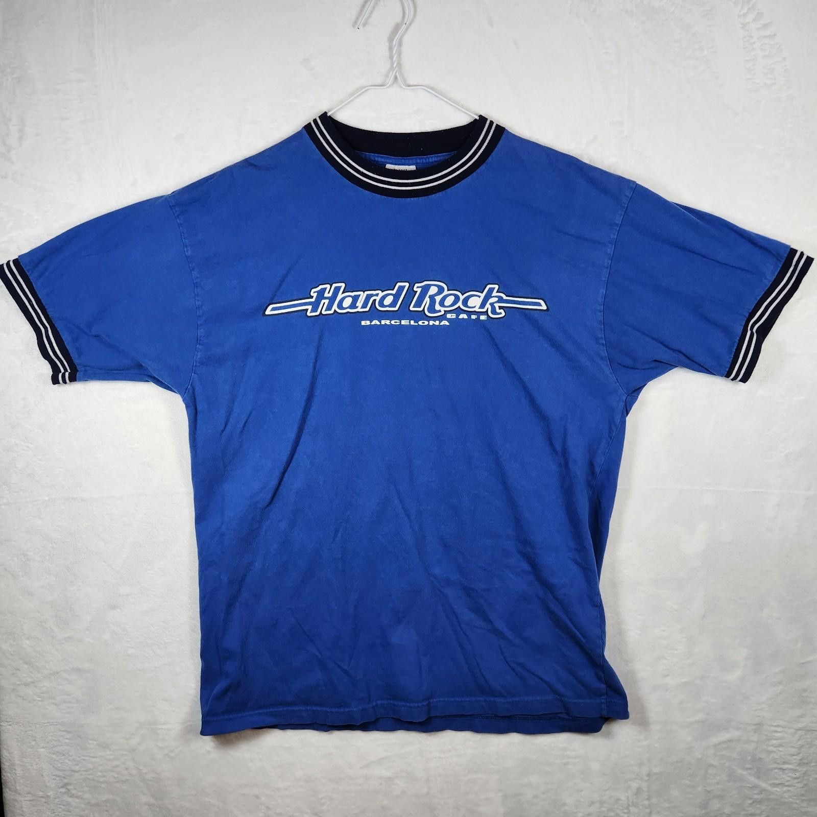 Hard Rock Cafe Vintage Hard Rock Cafe Barcelona T-Shirt Size XL Blue Size US XL / EU 56 / 4 - 1 Thumbnail