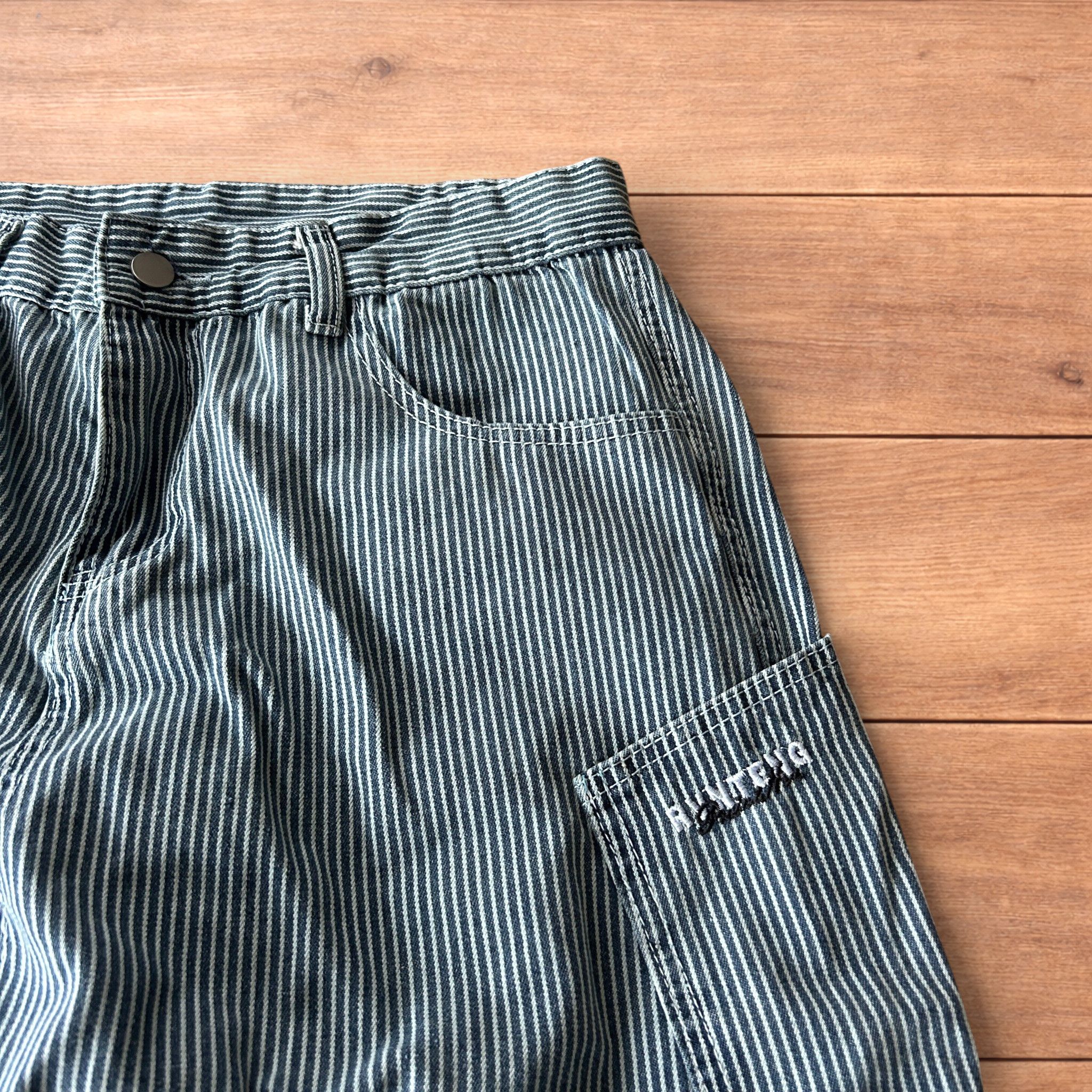 Japanese Brand Super baggy wide leg pinstripe cargo trousers in blue/white. Size US 34 / EU 50 - 3 Thumbnail