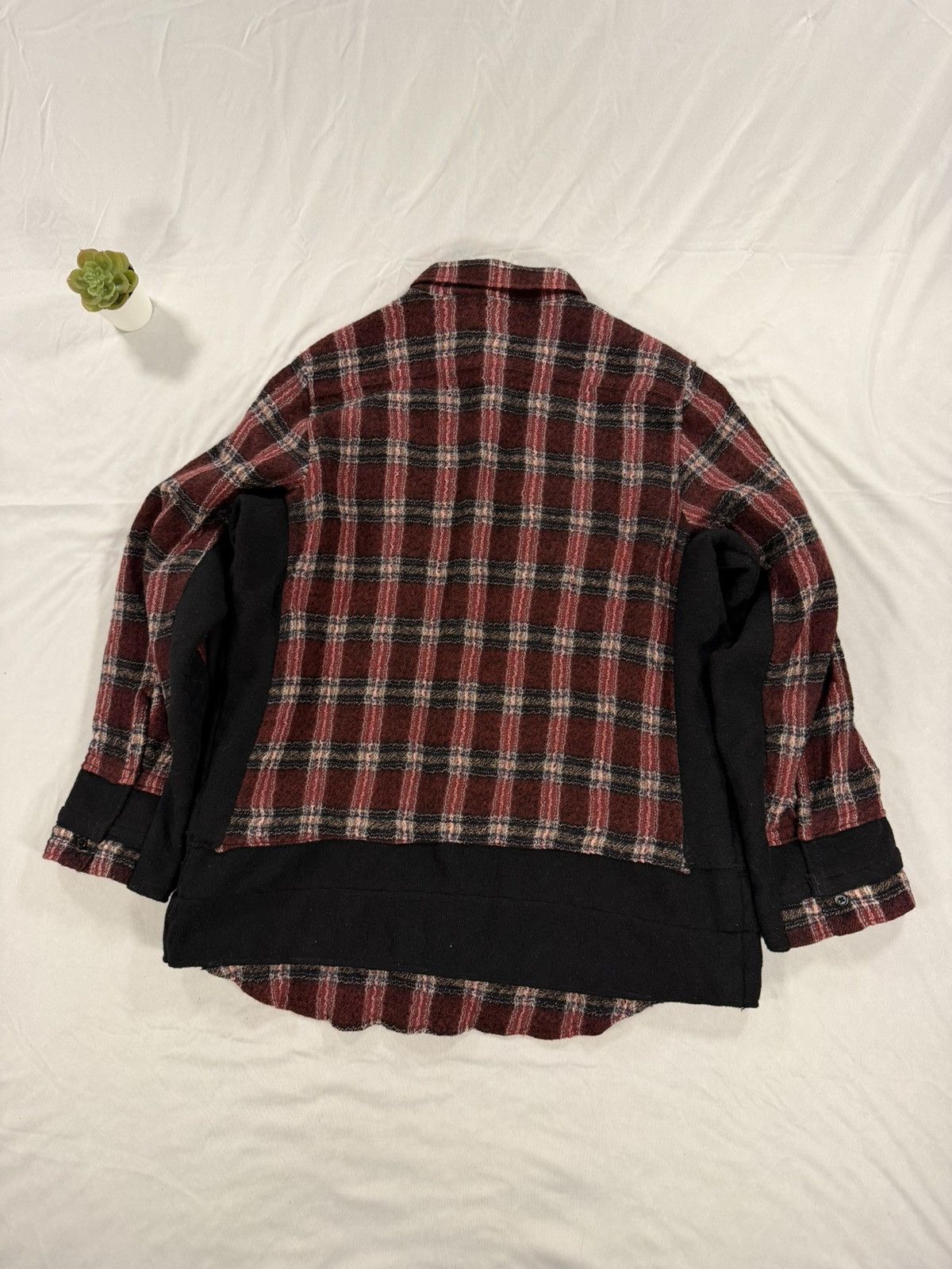 Saint Laurent Paris Saint Laurent Paris 2018 Gauze Wool Flannel Shirt Red Size L Size US L / EU 52-54 / 3 - 2 Thumbnail
