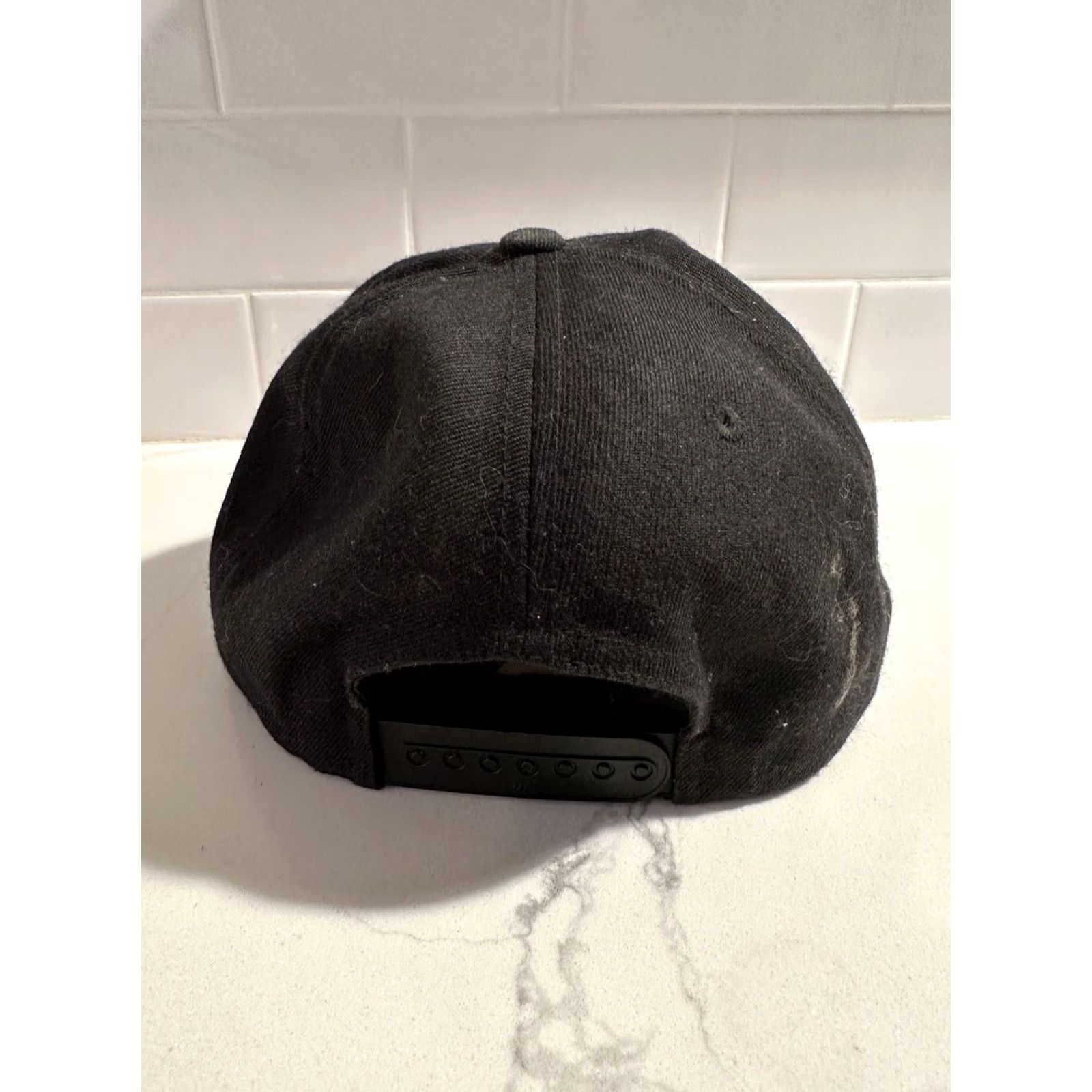 Vintage PAU MAUI Handmade Vodka (Hawaii) SnapBack Hat Cap Mens Black Trucker Hat One Size Men Black Snap-Back Cap Size ONE SIZE - 4 Thumbnail