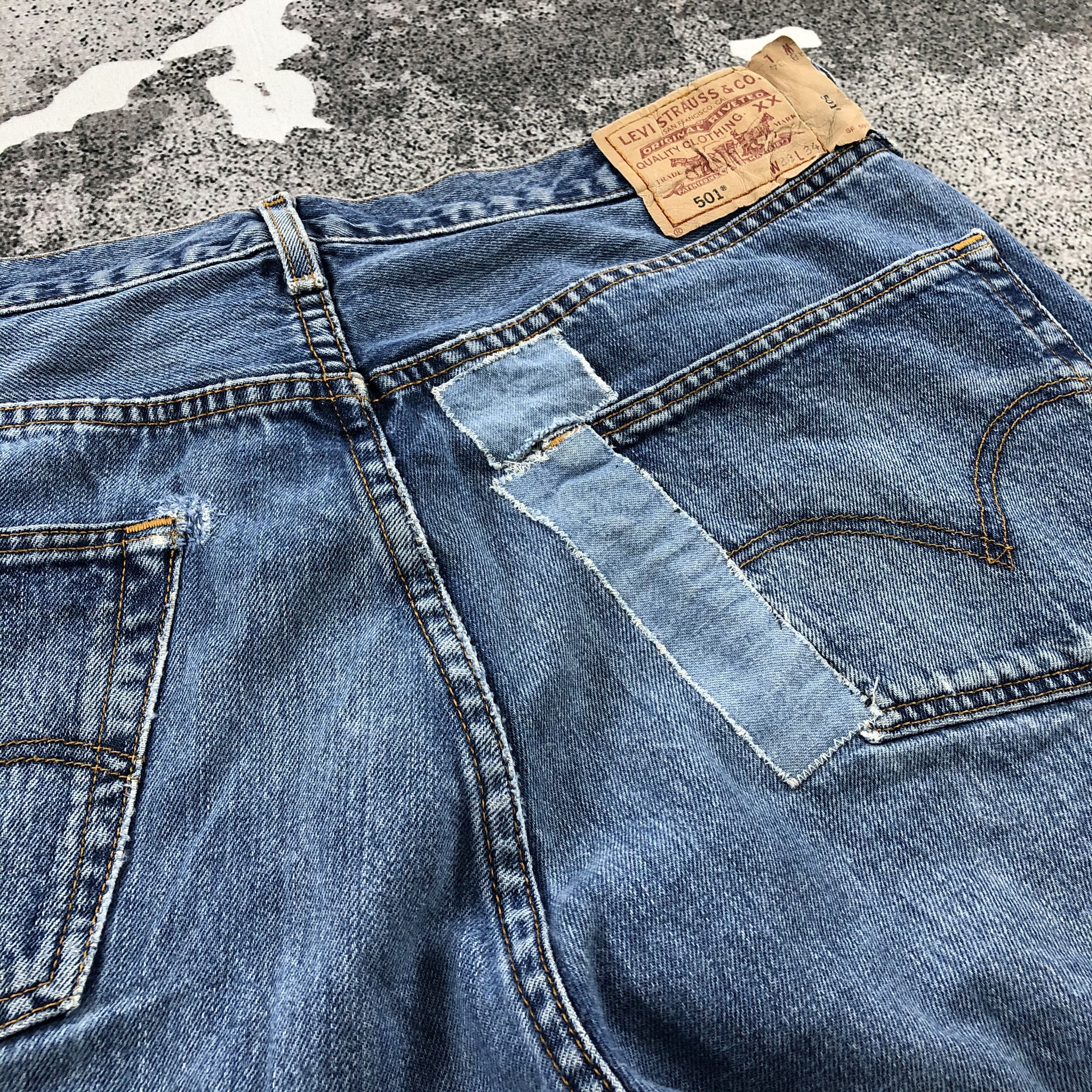 Levi's Vintage Levis 501 Jeans Faded Blue Distressed Denim KJ612 Size US 38 / EU 54 - 8 Thumbnail
