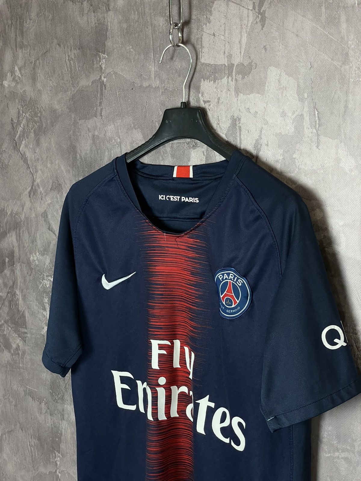 Nike Nike PSG (Paris Saint Germain) 2018/2019 Home Jersey Size US S / EU 44-46 / 1 - 5 Thumbnail