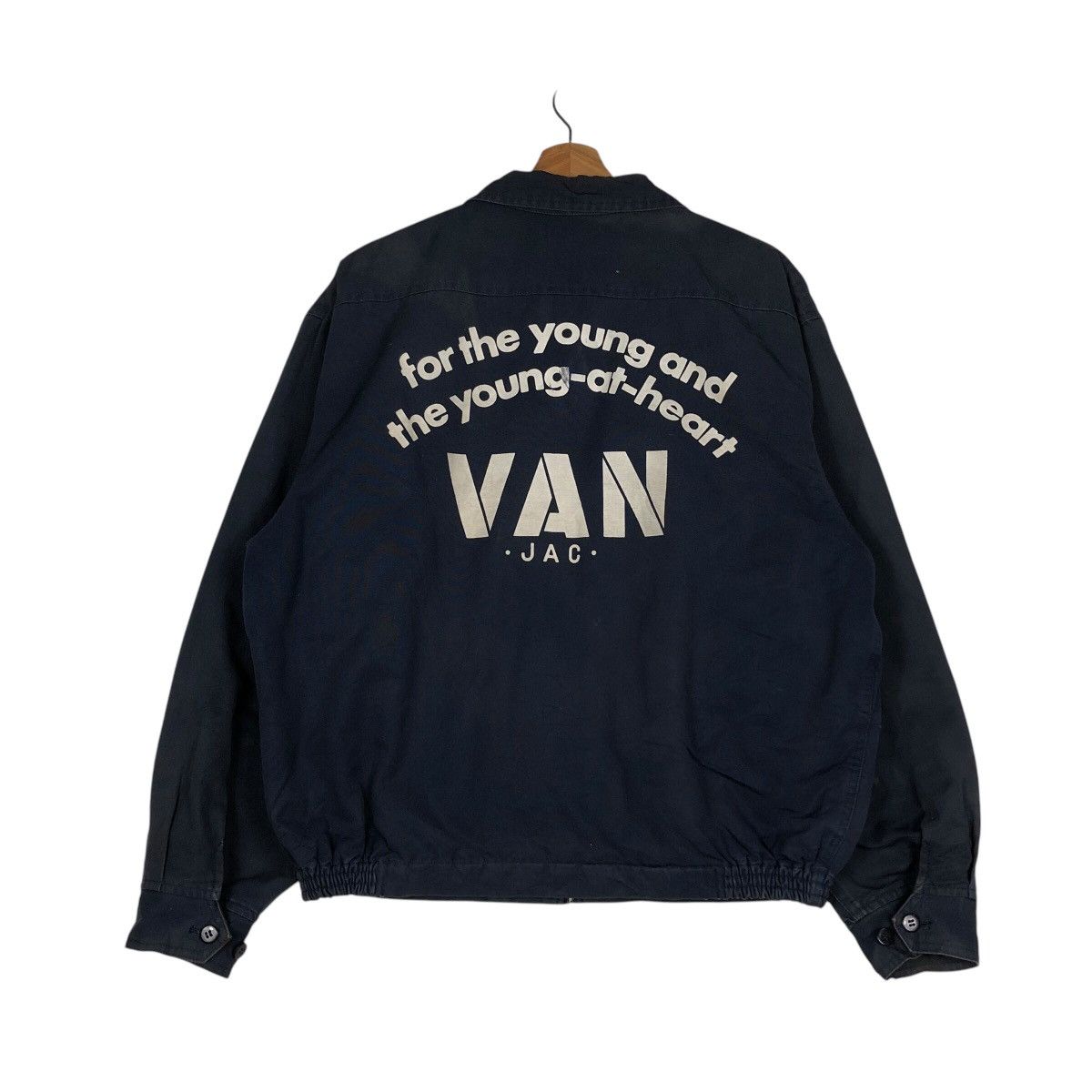 Japanese Brand 📌Vintage Bomber Jacket Van Jac Big Logo Spell Out Size US L / EU 52-54 / 3 - 1 Thumbnail