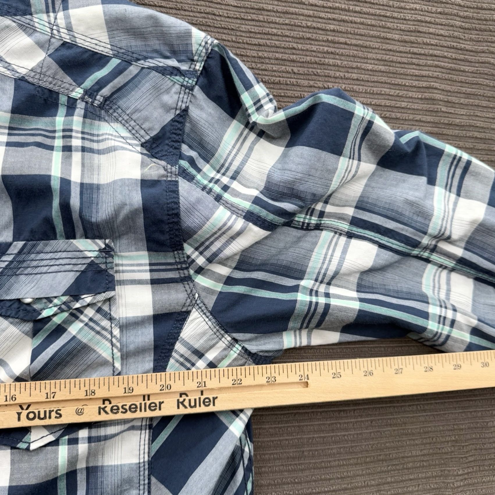 Vintage BKE Buckle Shirt Men Large Plaid Cotton Pearl Snap Long Sleeve Cowboy Rodeo Shirt Size US L / EU 52-54 / 3 - 4 Thumbnail