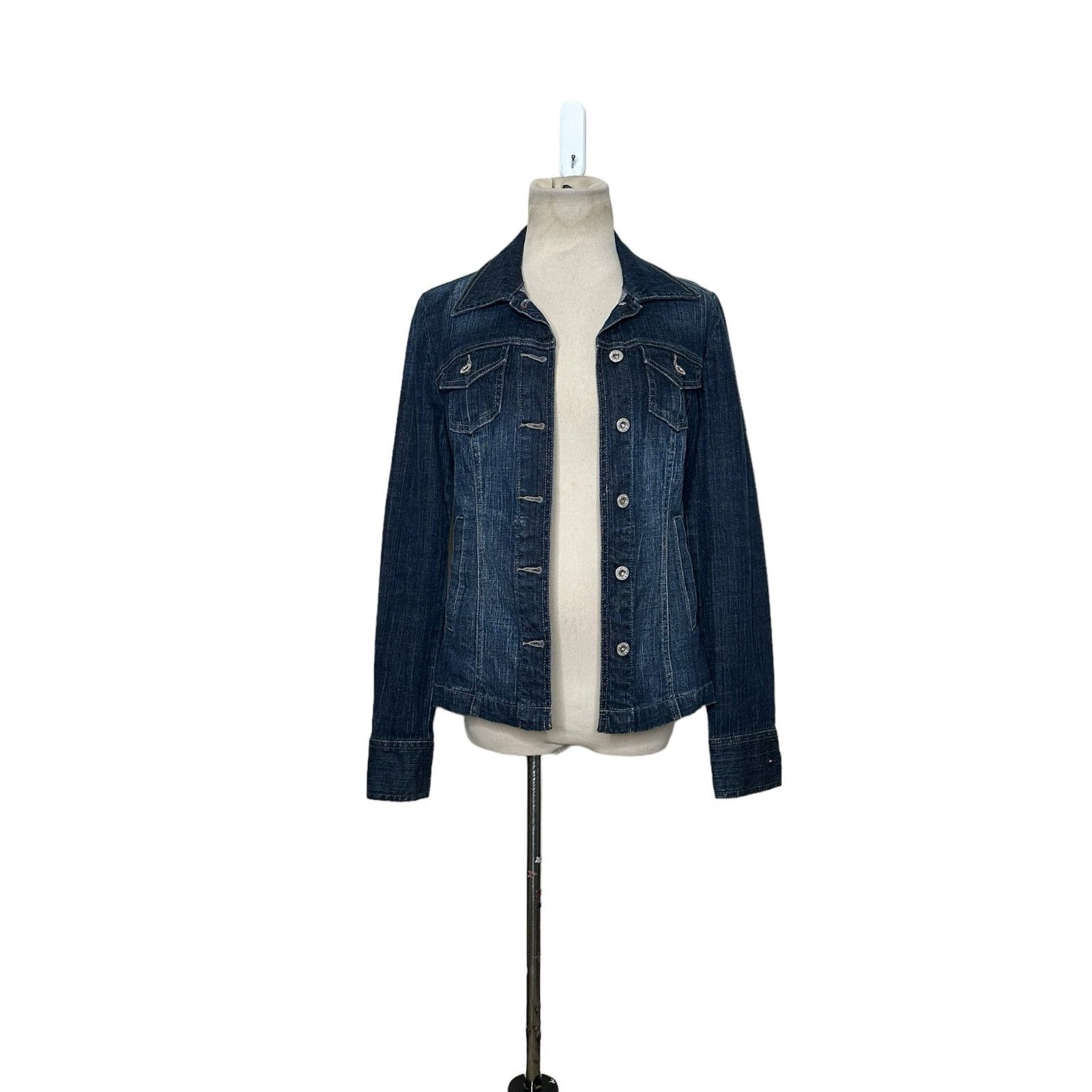 Tommy Hilfiger Tommy Hilfiger blue denim buttoned jacket size small Size S / US 4 / IT 40 - 12 Thumbnail
