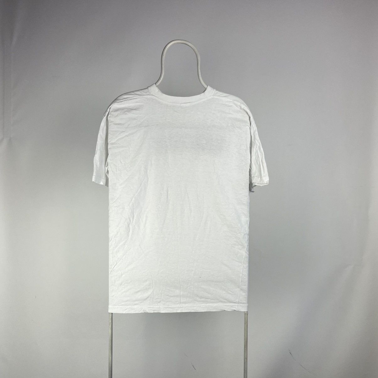 Band Tees Vintage 1997 Friends TV Series Movie White T-shirt Sz Large Size US L / EU 52-54 / 3 - 2 Thumbnail