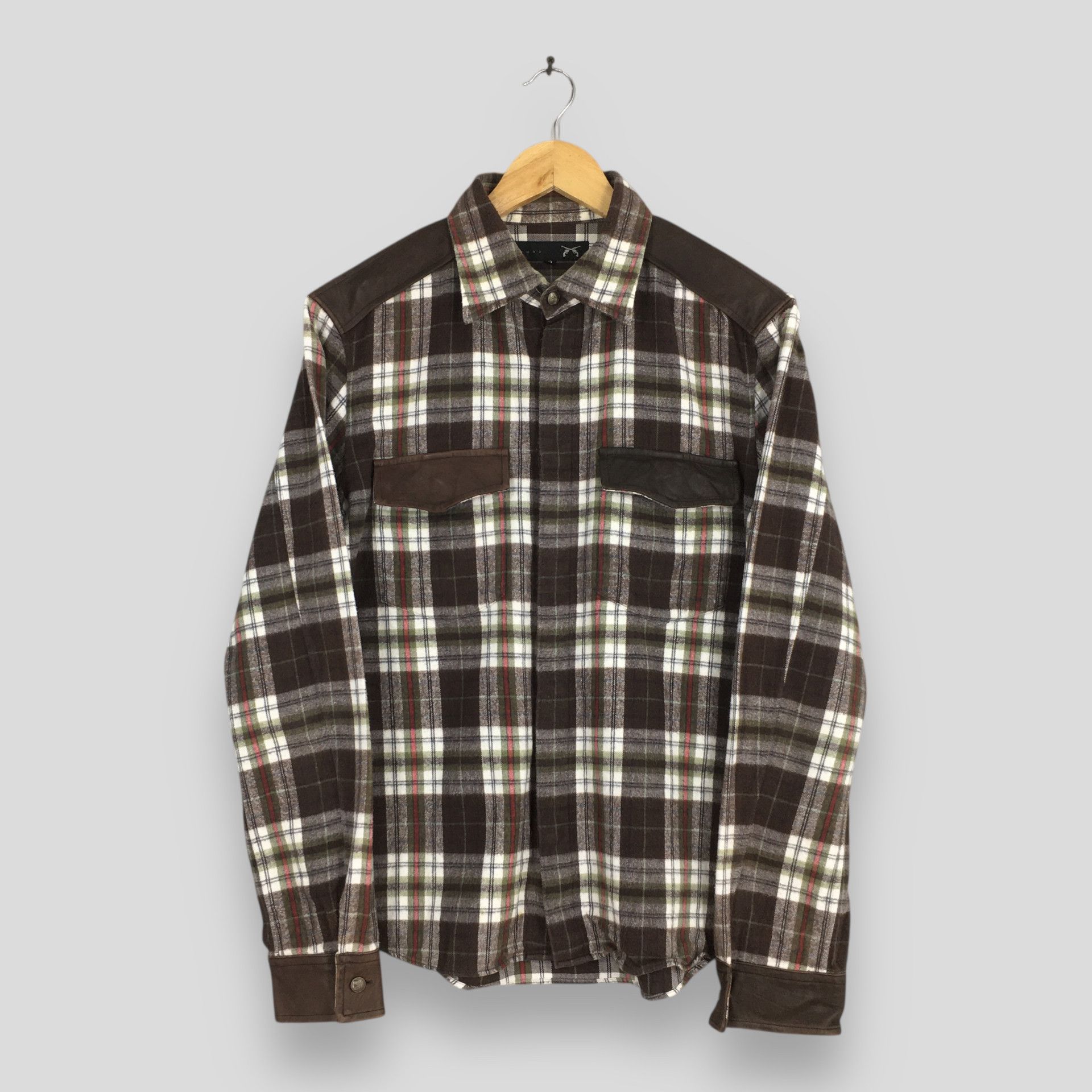 Vintage Vintage Roar Japanese Designer Brown Checkered Flannel Shirt Size US S / EU 44-46 / 1 - 1 Thumbnail