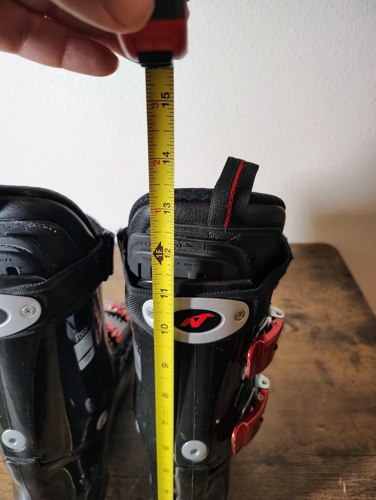 Other Nordica Mens 6 Womens 7 Black Red Ski Boots Dobermann WorldC Size ONE SIZE - 7 Thumbnail