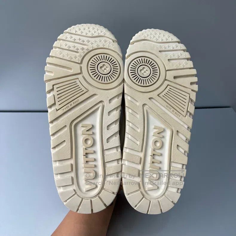 Louis Vuitton Louis Vuitton Trainer Maxi New White Fat Ding shoes Size US 8 / EU 41 - 8 Thumbnail
