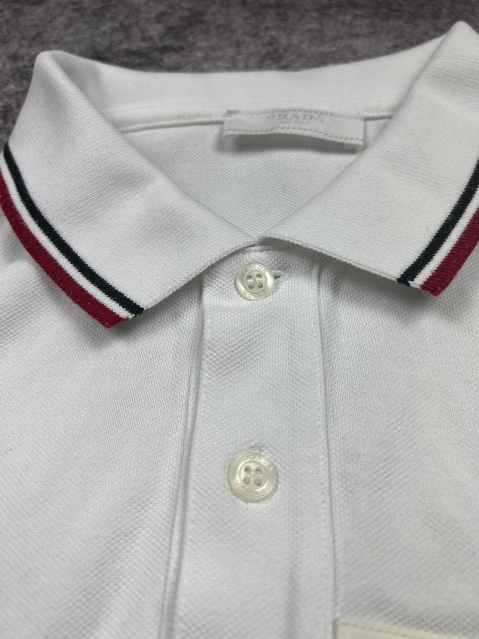 Prada Prada Polo White Tab T-Shirt Luxury Size US L / EU 52-54 / 3 - 7 Thumbnail