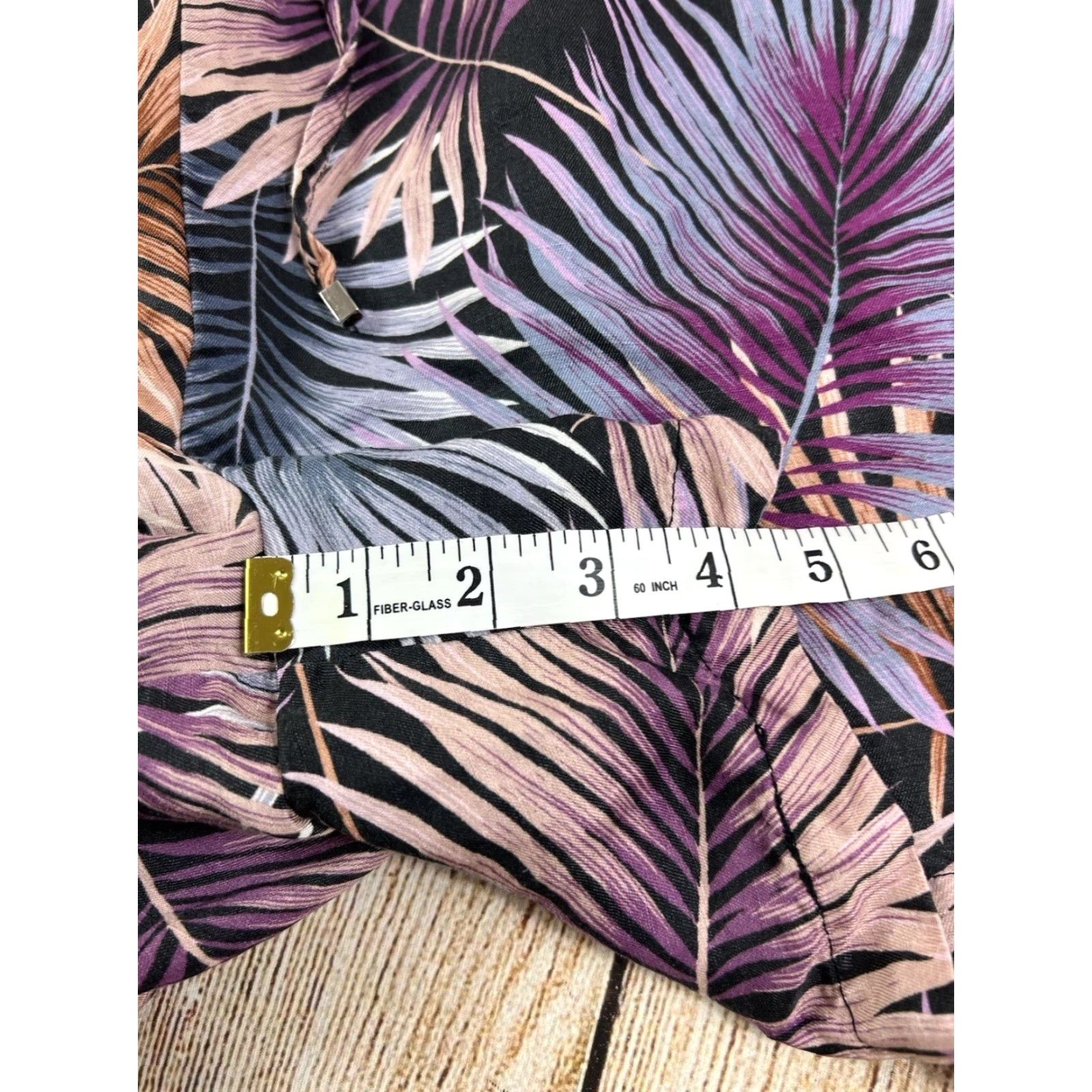 Vintage Mens Royalty by Maluma Shorts With Pockets Size Large Size US 33 - 6 Thumbnail