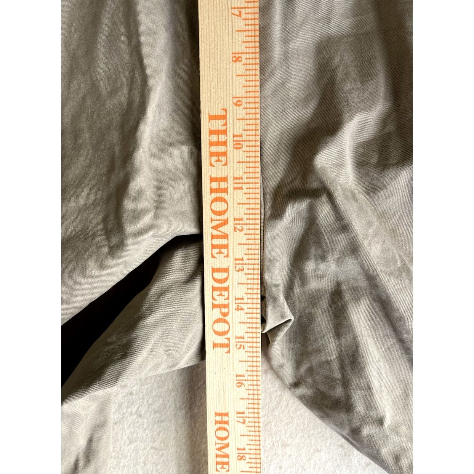 Dockers Dockers Dress Pants Mens Size 42x30 Classic Fit Straight Beige 42 30 Pants Mens Dress Pants Size US 42 / EU 58 - 4 Thumbnail