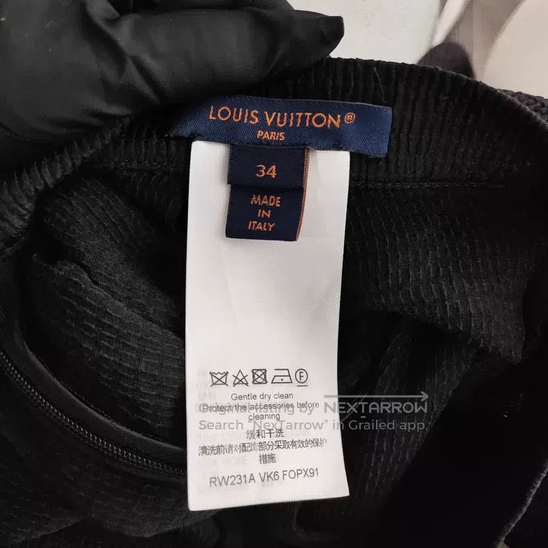 Louis Vuitton Louis Vuitton Long black gauze trousers Size US 34 / EU 50 - 3 Thumbnail