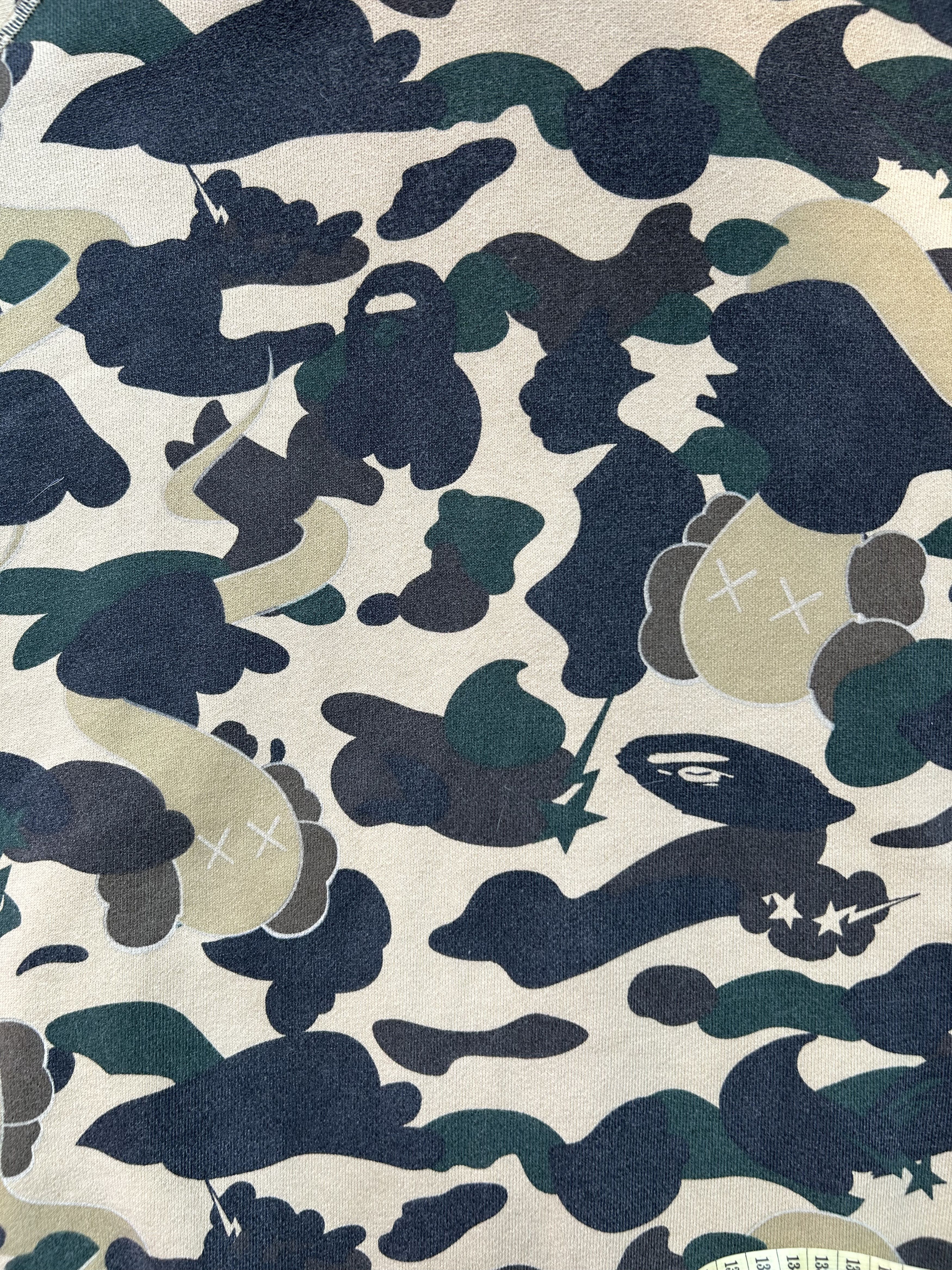 Bape × Kaws Bape x Kaws Bendy 1st Camo Full Zip Hoodie [Size M] Size US M / EU 48-50 / 2 - 7 Thumbnail