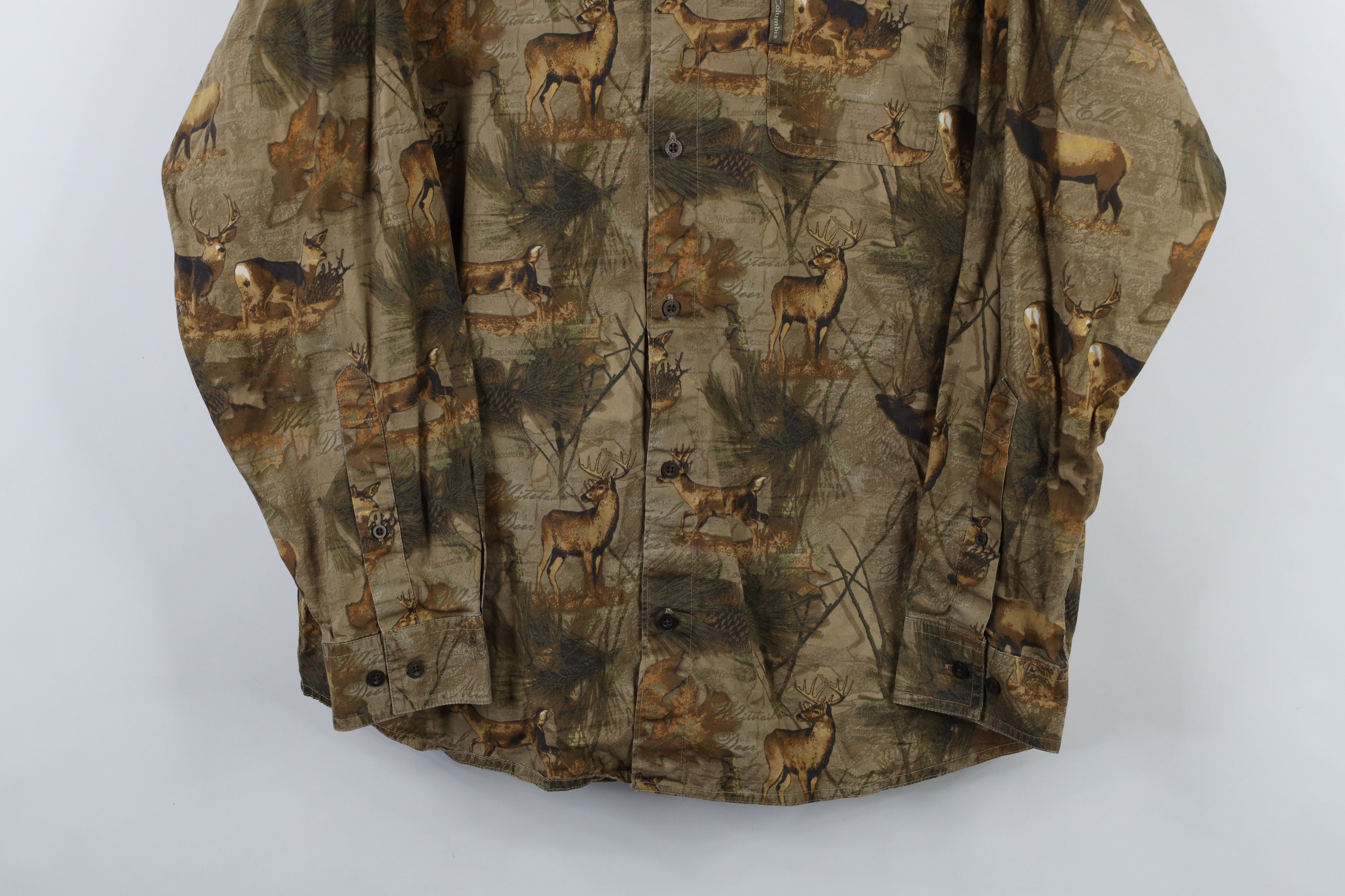 Columbia × Vintage Vintage Columbia Deer Buck All Over Print Button Down Shirt Size US M / EU 48-50 / 2 - 3 Thumbnail