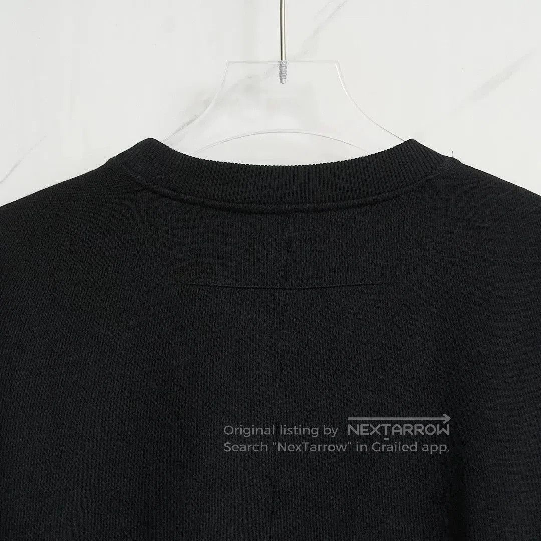 Givenchy Givenchy Men's Digital Pattern Crewneck Sweatshirt. Size US M / EU 48-50 / 2 - 6 Thumbnail