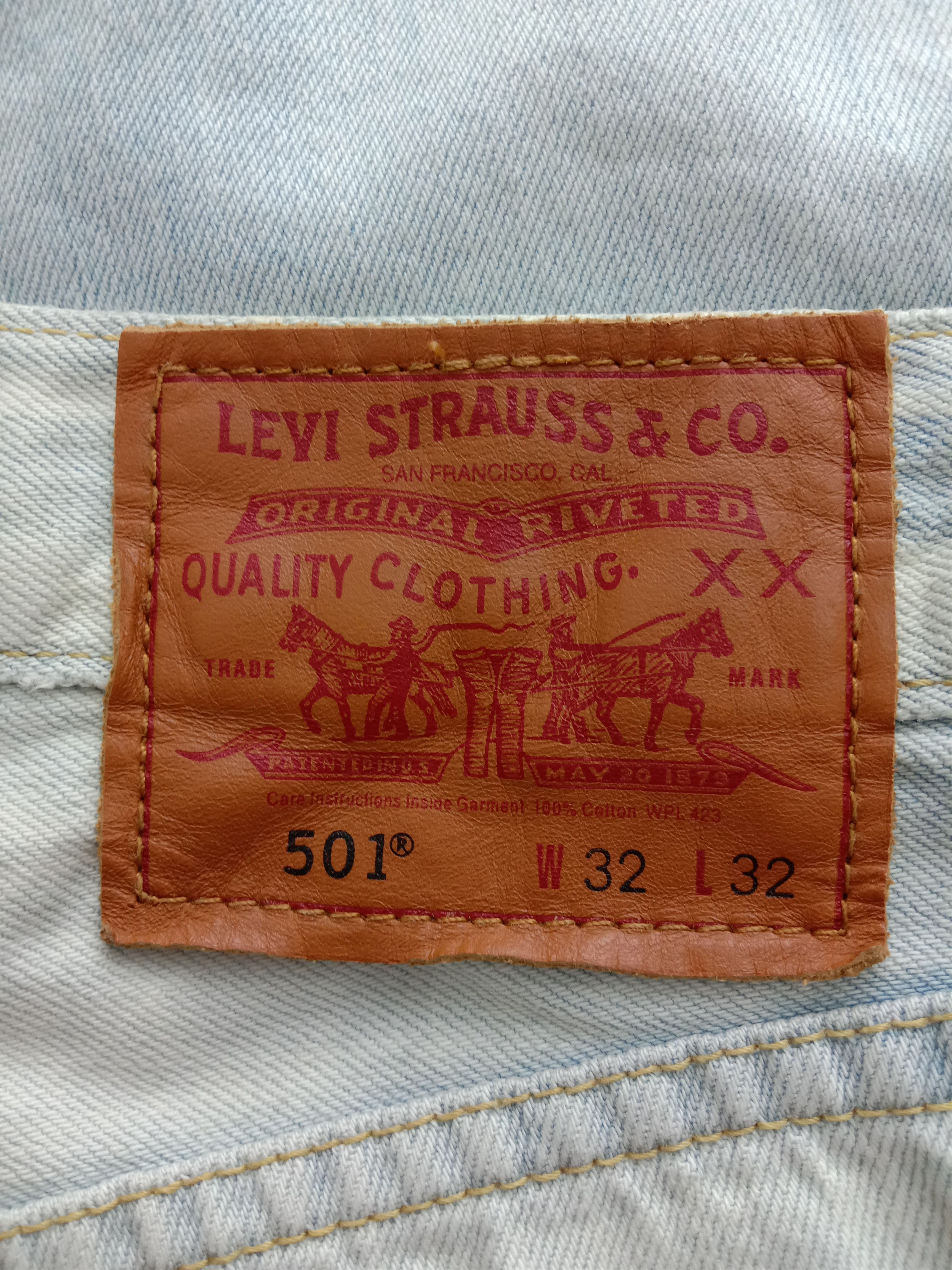 Levi's Vintage Levi’s 501 Jeans Light Wash Bleach Denim Size US 32 / EU 48 - 13 Thumbnail