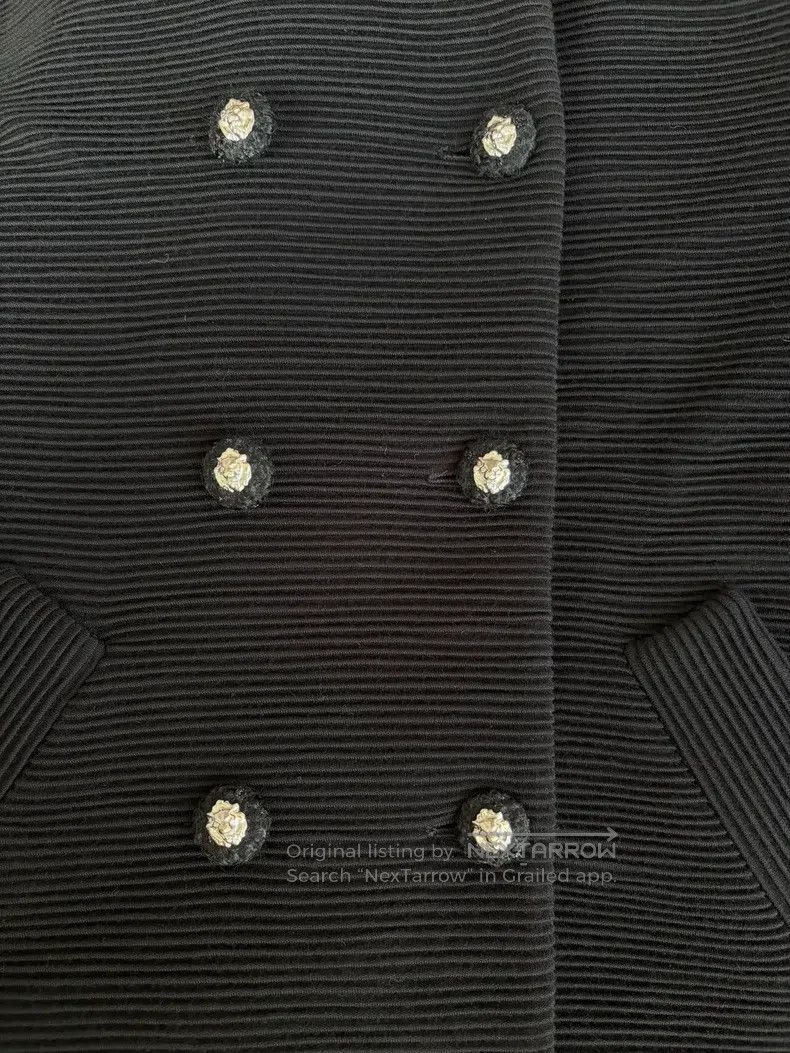 Chanel Chanel Lion head button jacket Size XXS / US 00 / IT 34 - 3 Thumbnail